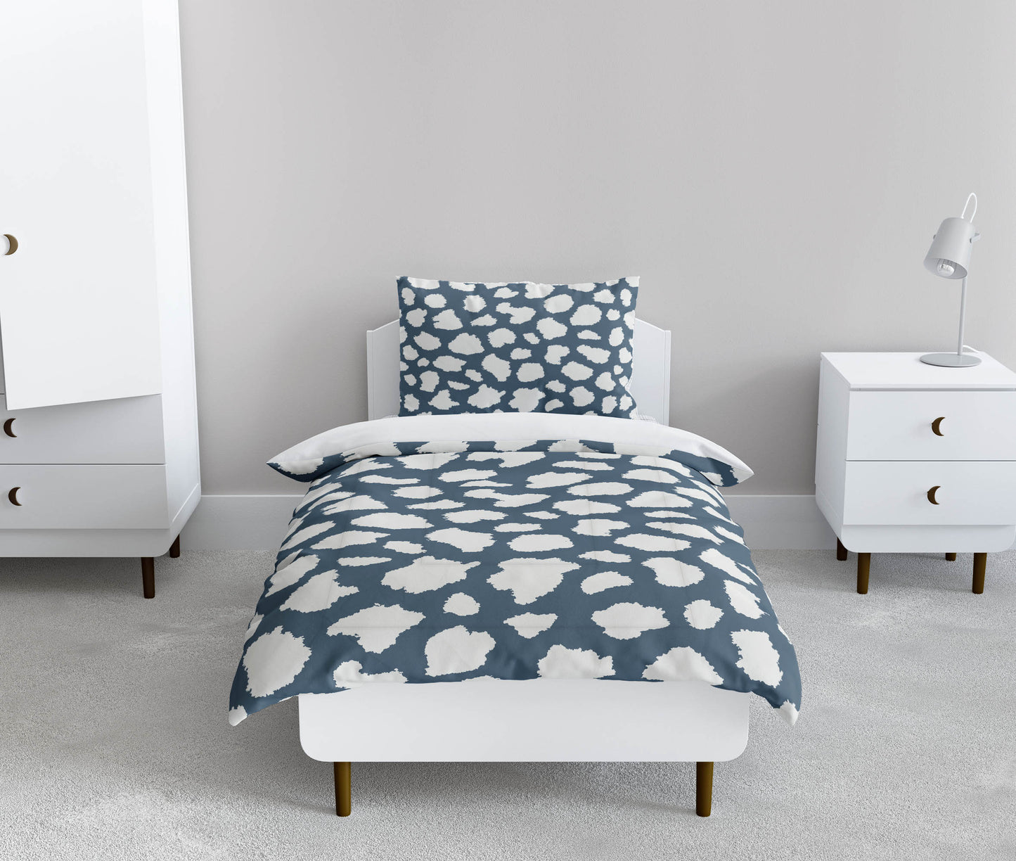 Animal Spot Comforter Set