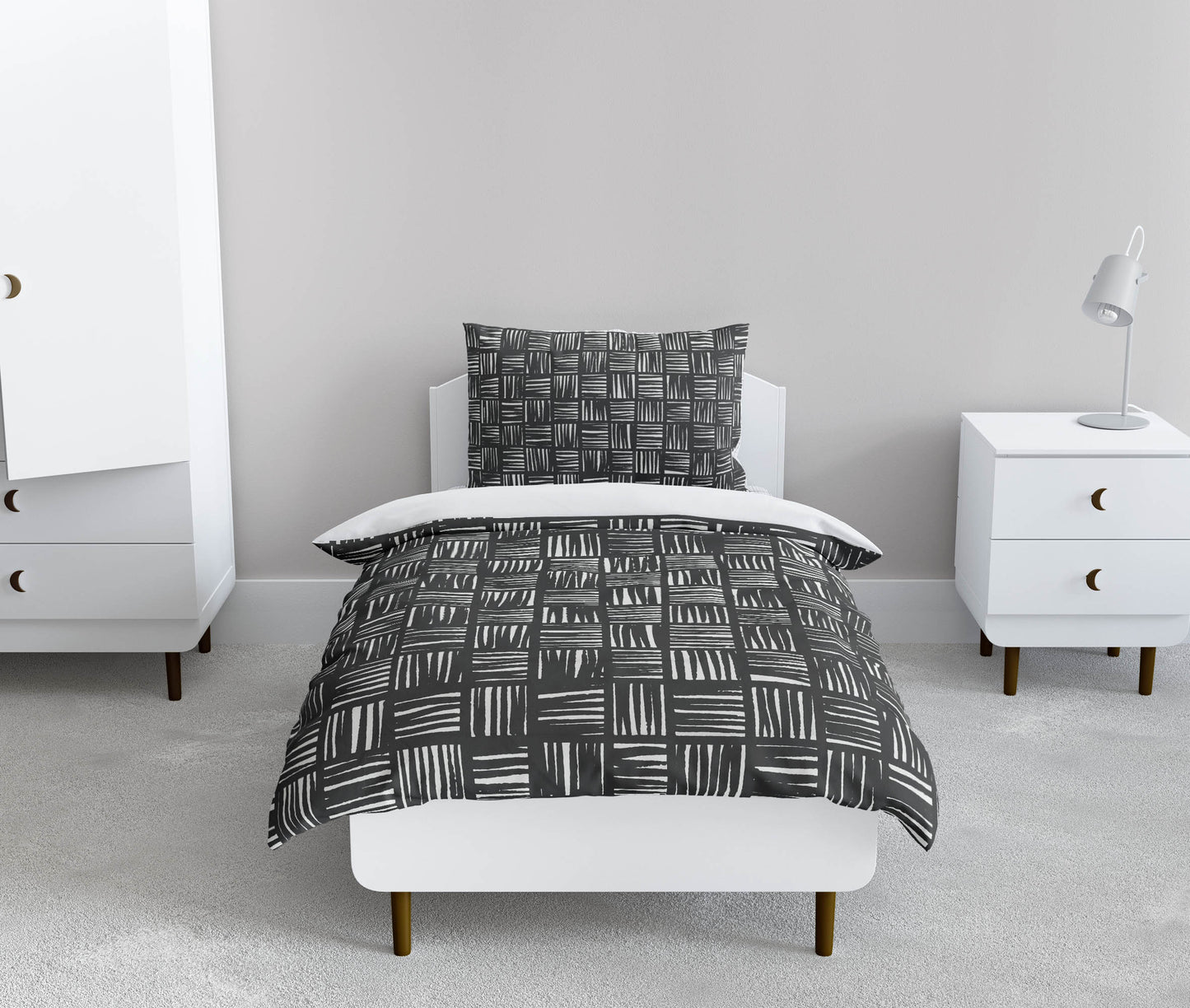 Lash Locked Comforter Set