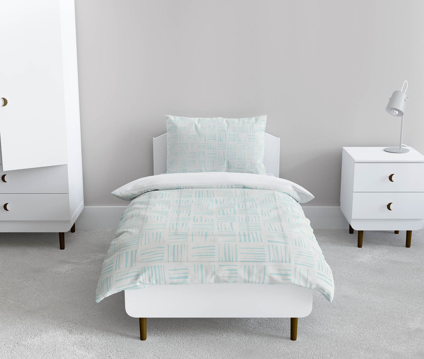 Lash Locked Comforter Set