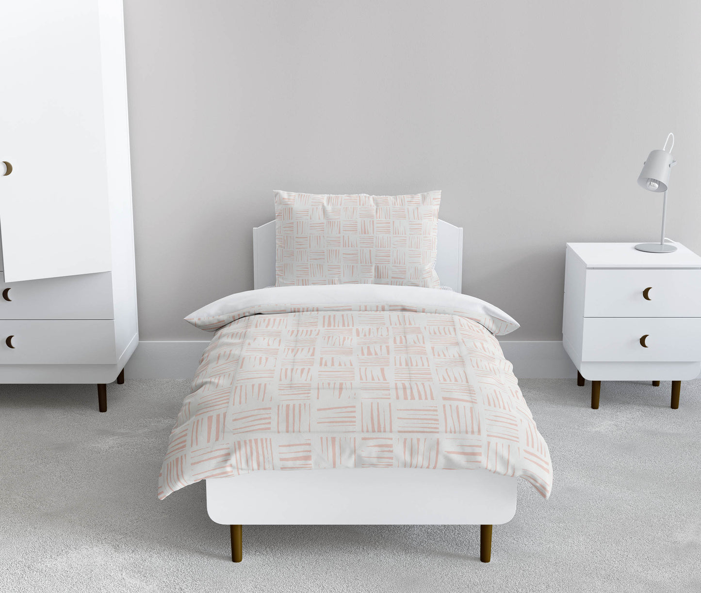 Lash Locked Comforter Set