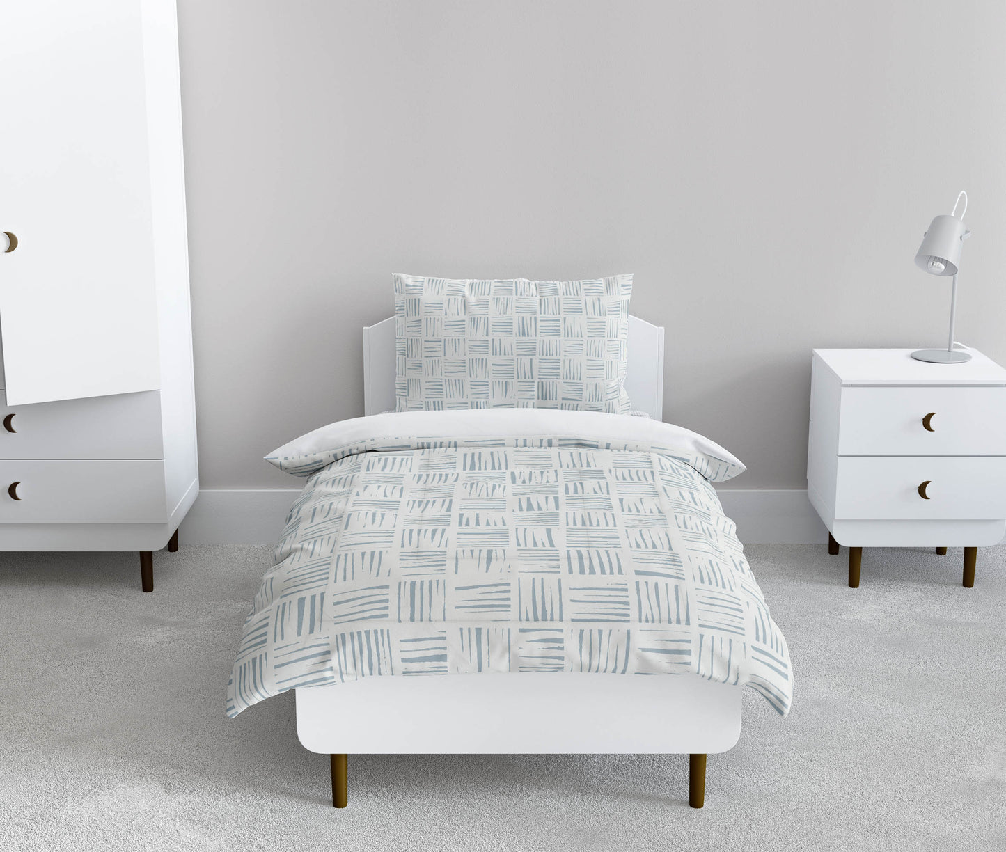 Lash Locked Comforter Set