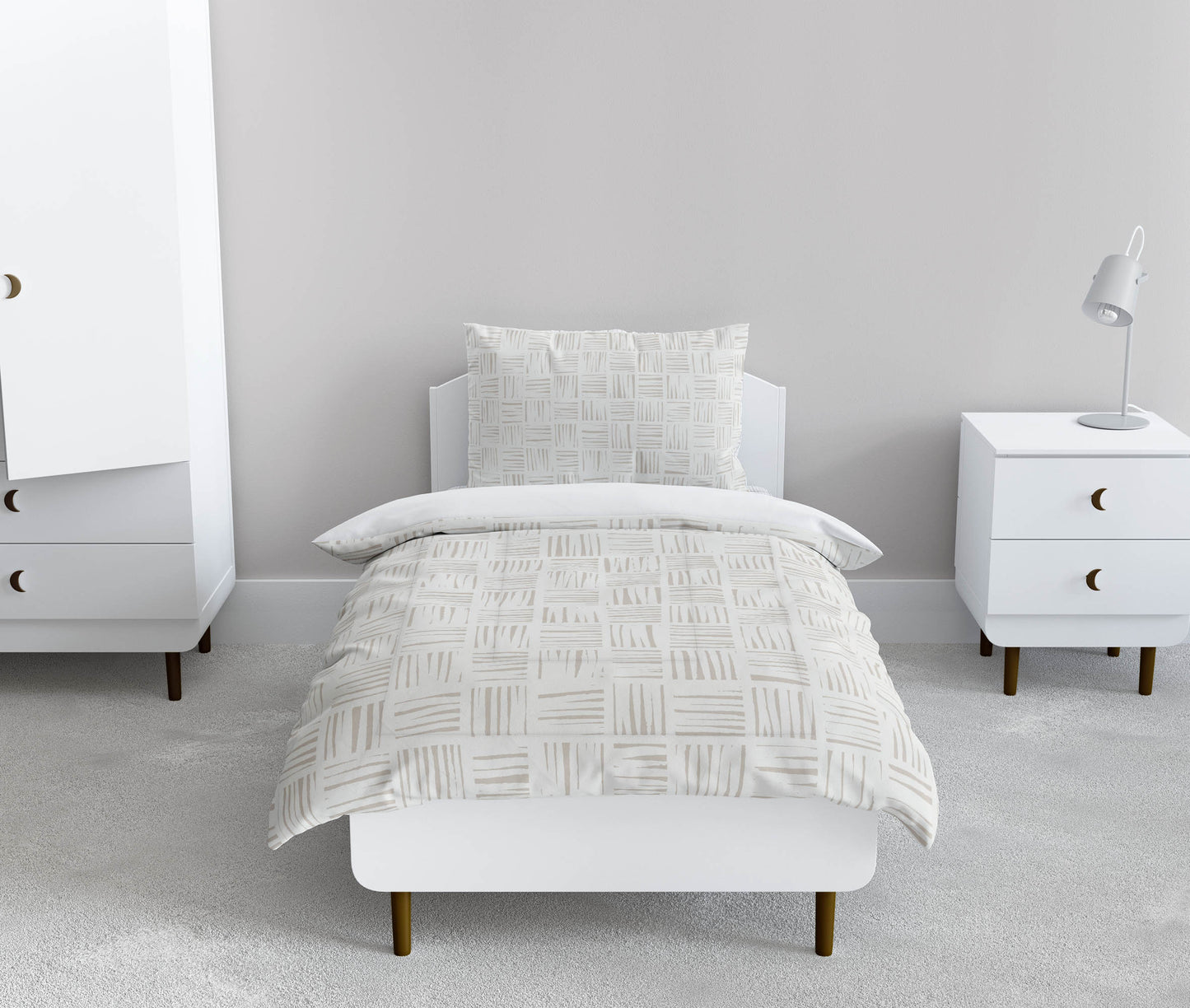 Lash Locked Comforter Set