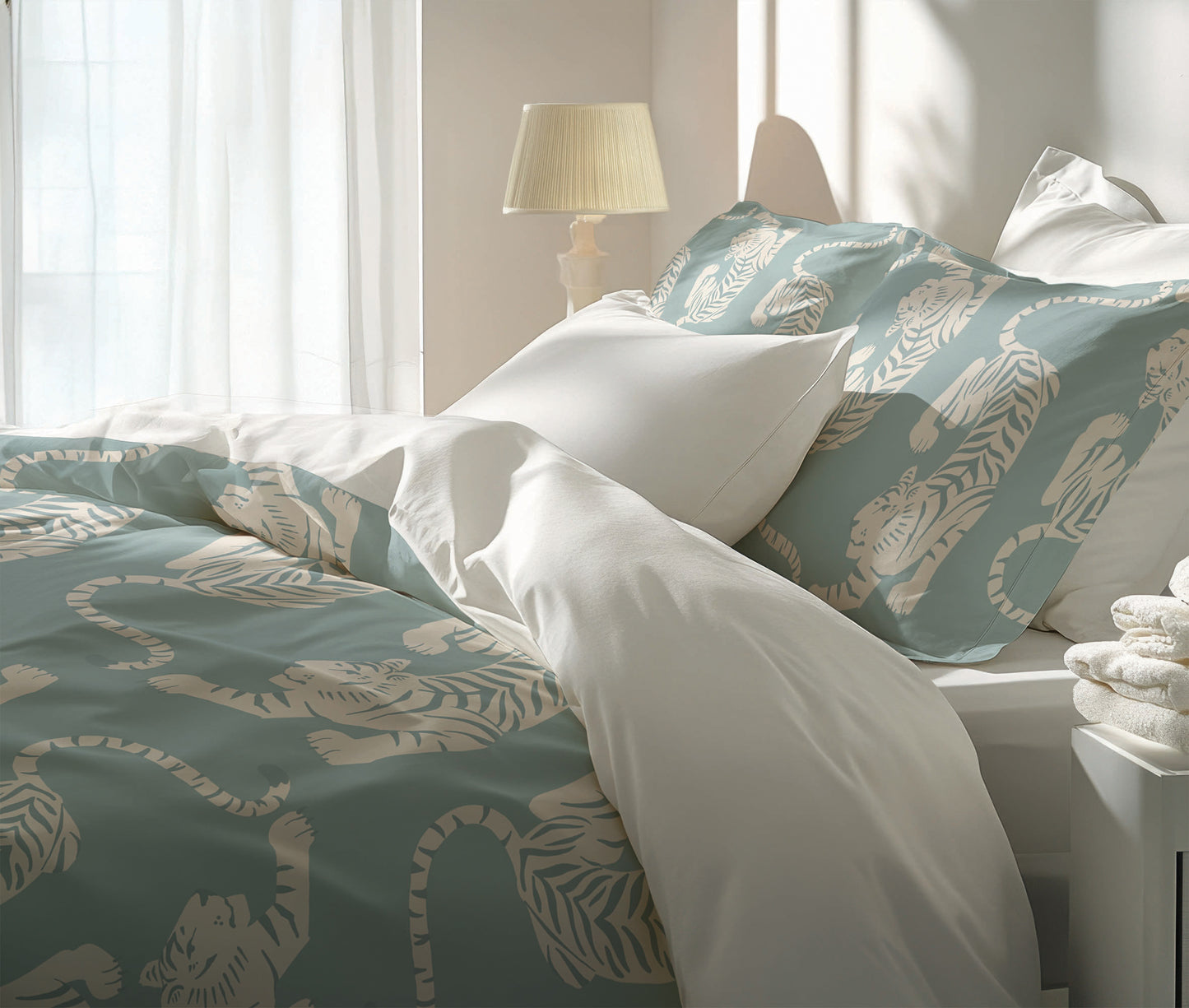 Hey Tiger Comforter Set
