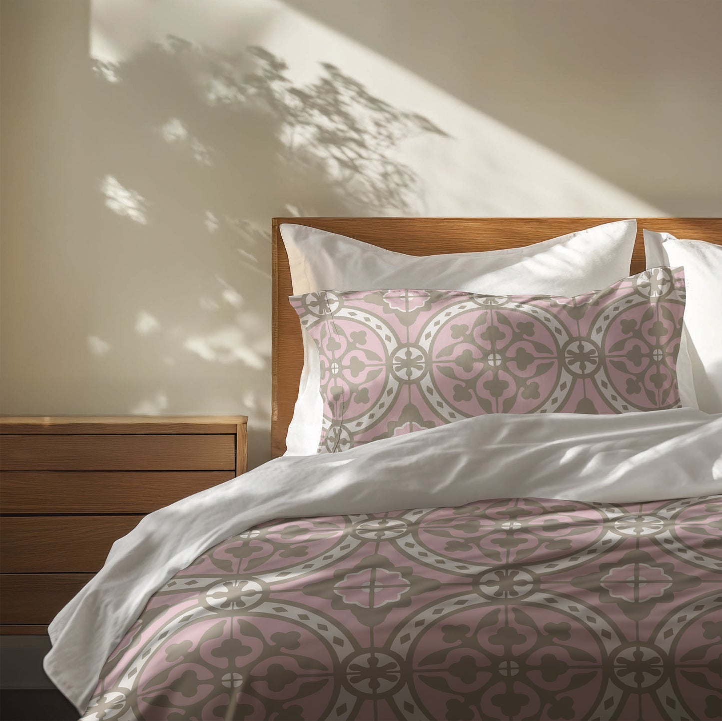 Aleah Comforter Set