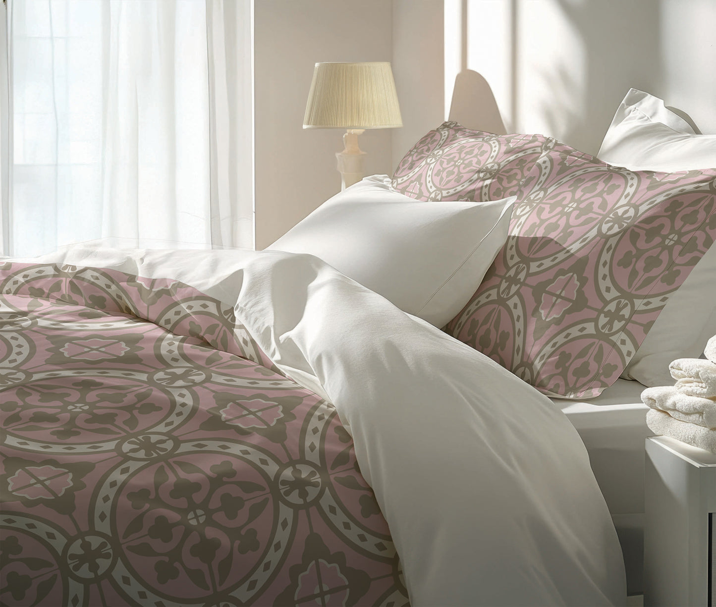Aleah Comforter Set