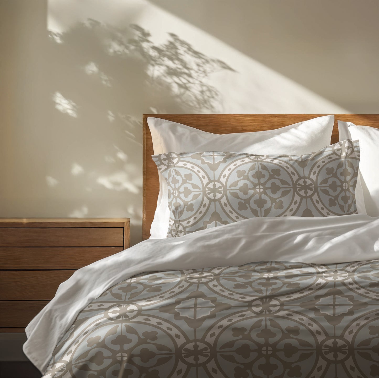 Aleah Comforter Set