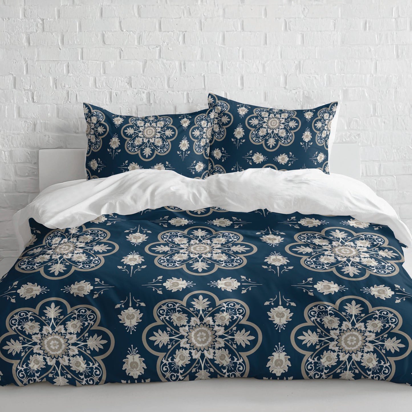 Skye Comforter Set