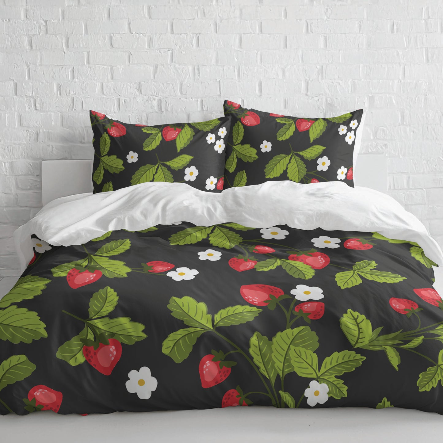 Strawberries Comforter Set