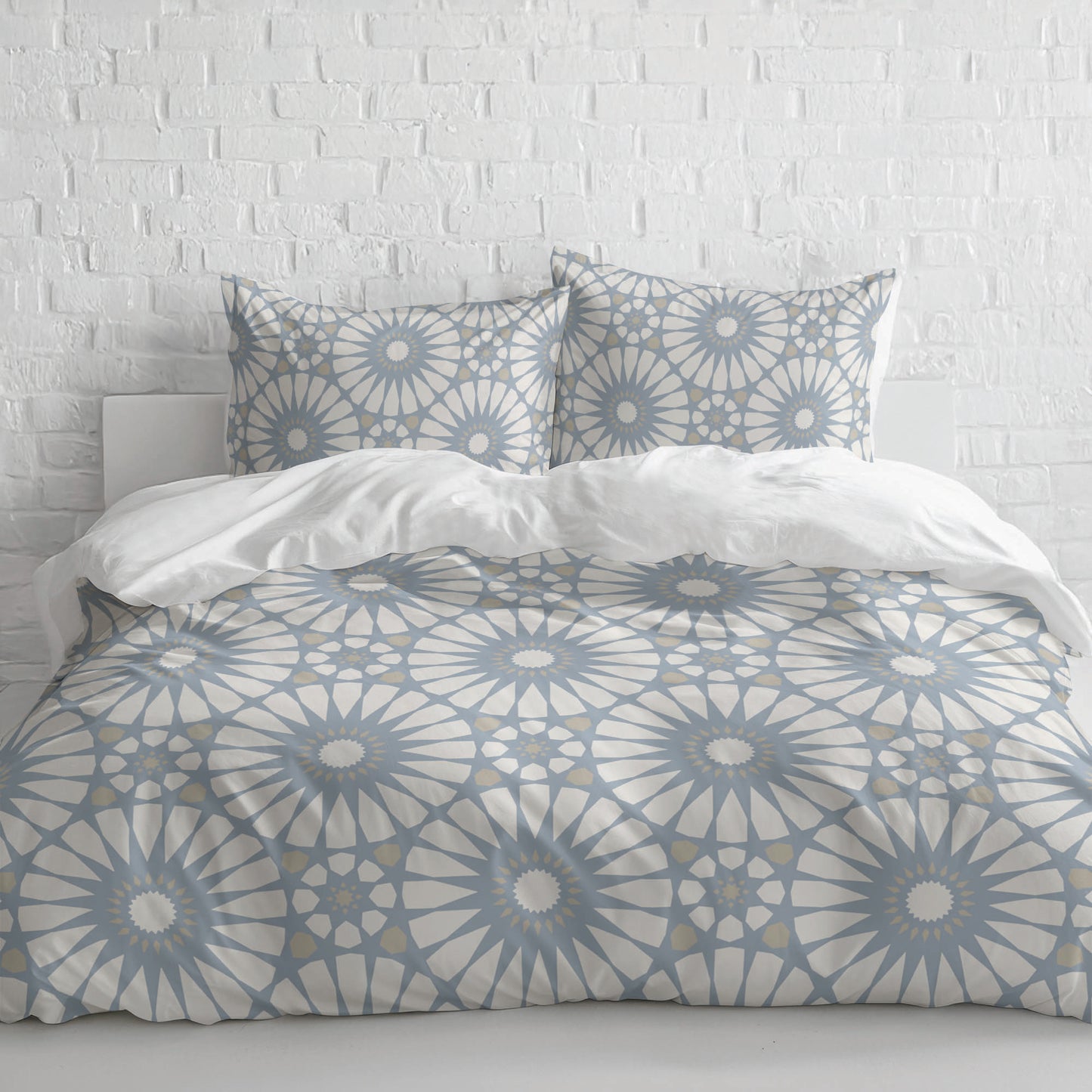Sylvia Comforter Set