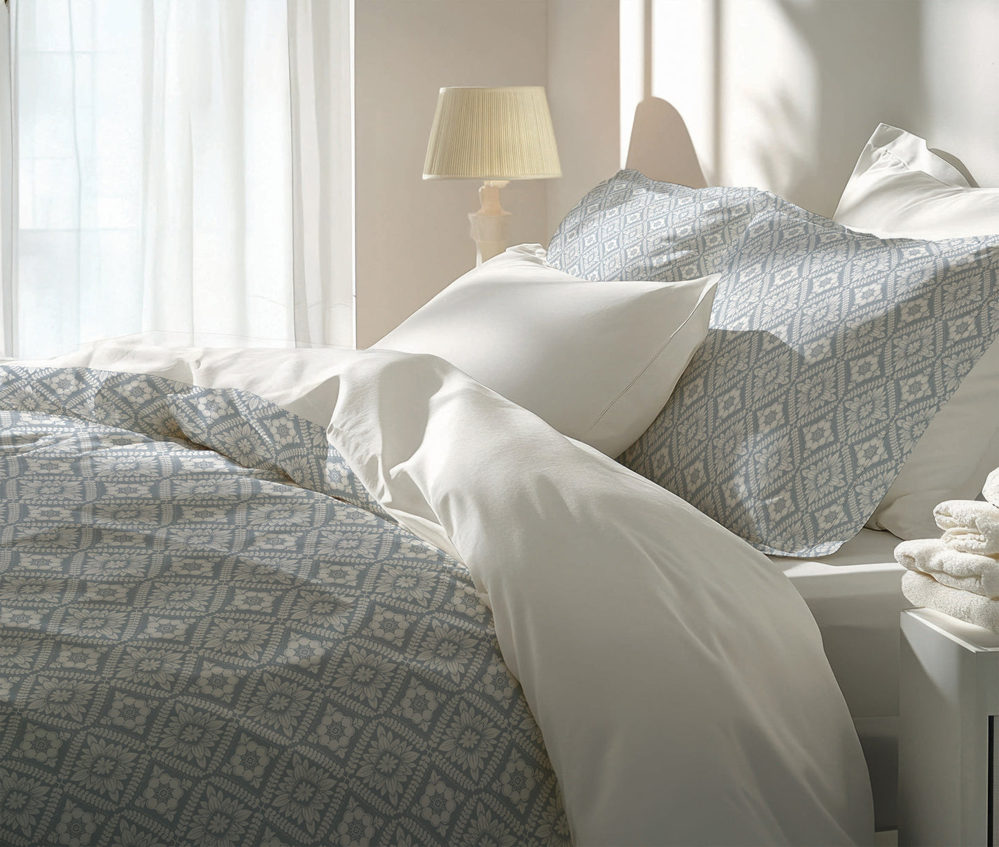 Talia Small Comforter Set