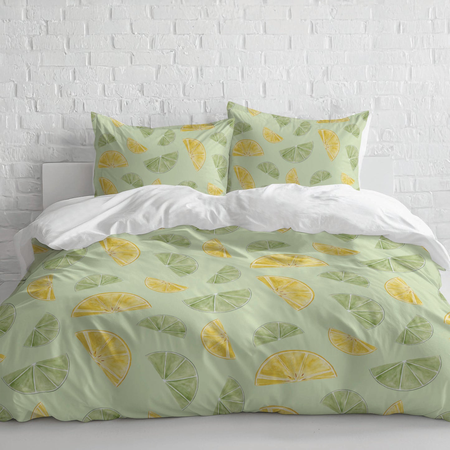 Summers & Lemons Comforter Set