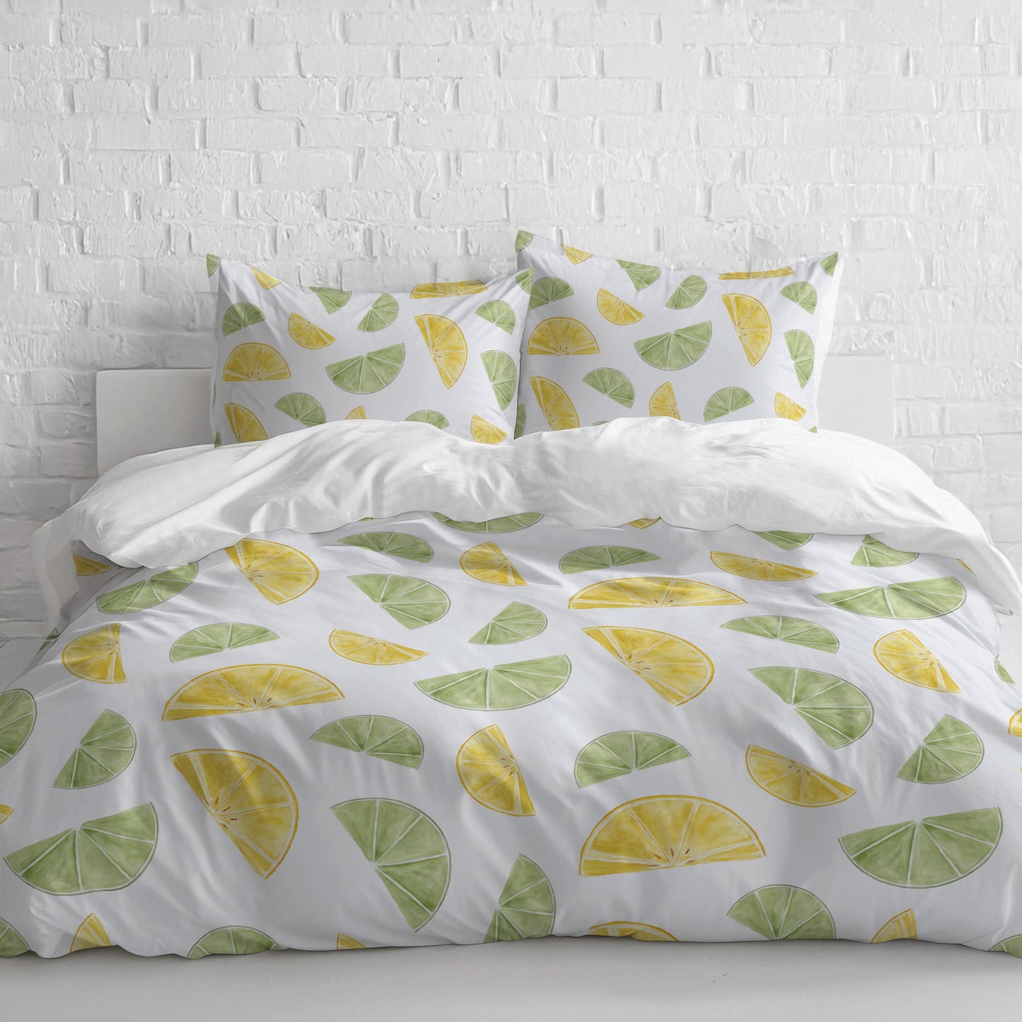 Summers & Lemons Comforter Set