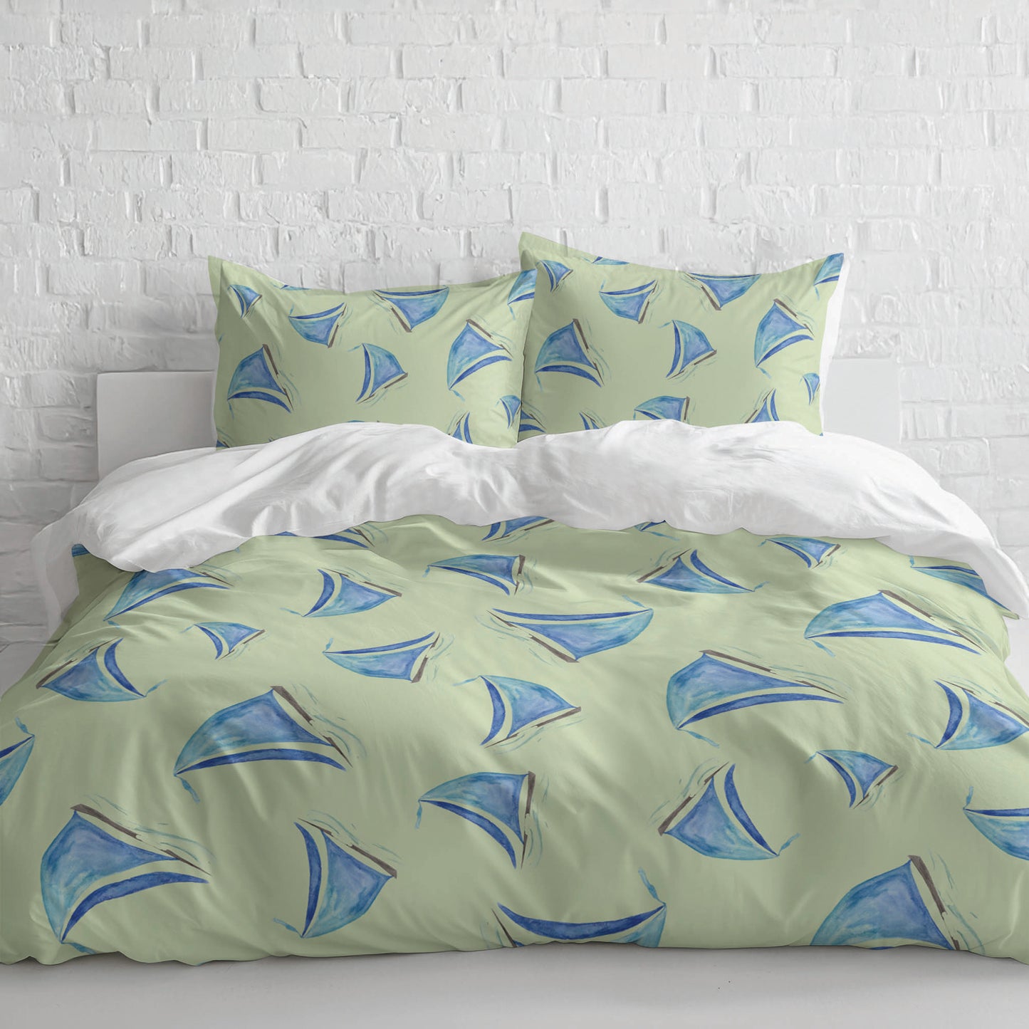 Summer Sailboats Comforter Set