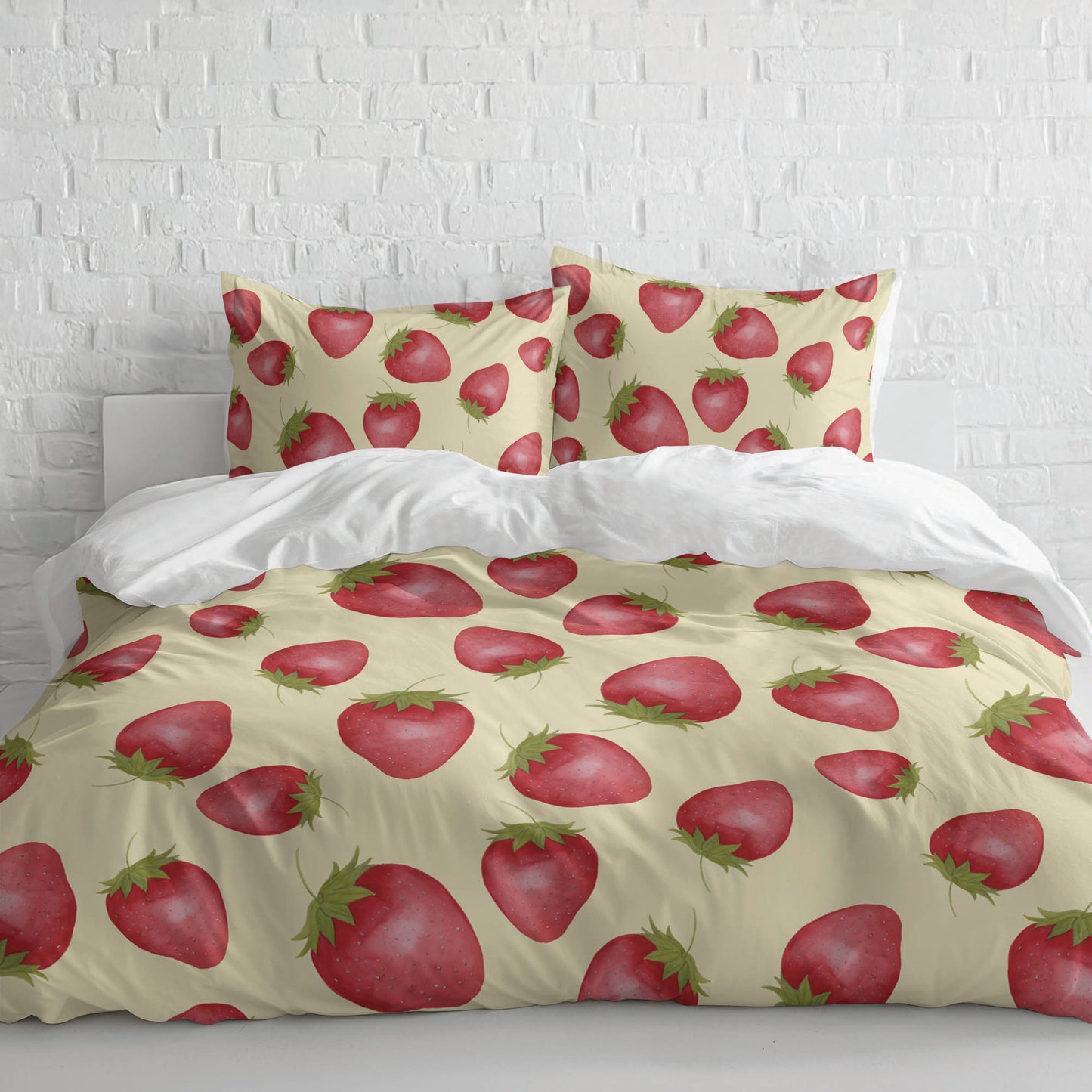 Summer Strawberries Comforter Set