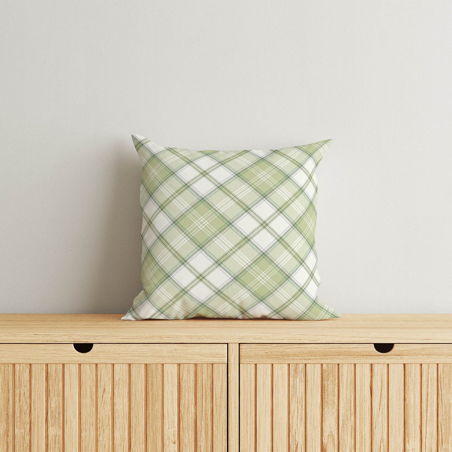 Diamond Plaid Throw Pillow