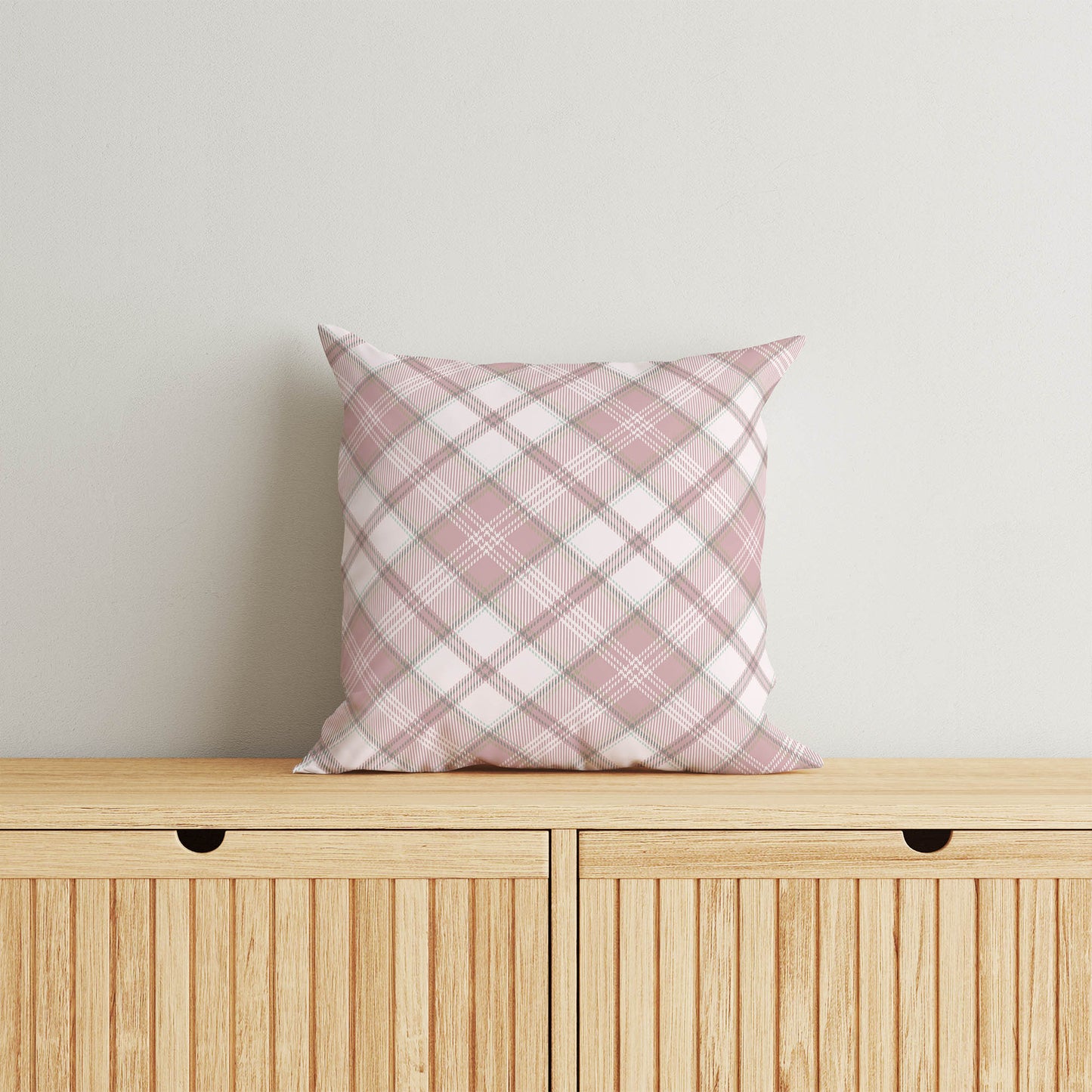 Diamond Plaid Throw Pillow