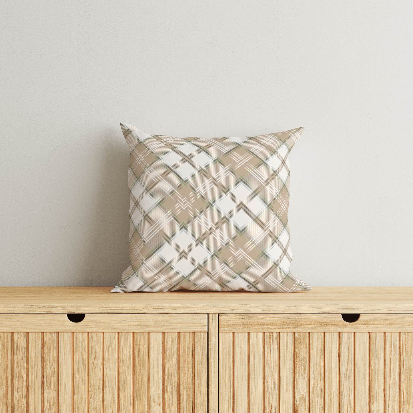 Diamond Plaid Throw Pillow