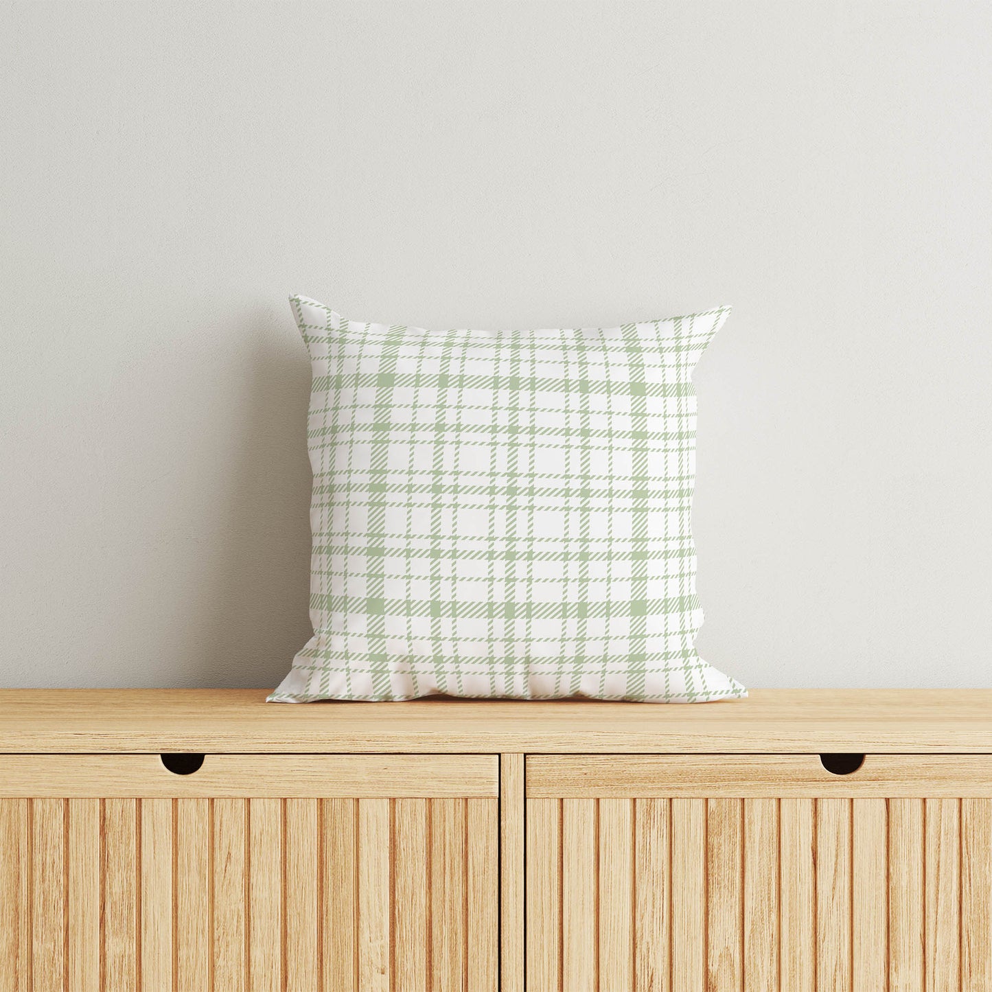 Liz Plaid Throw Pillow