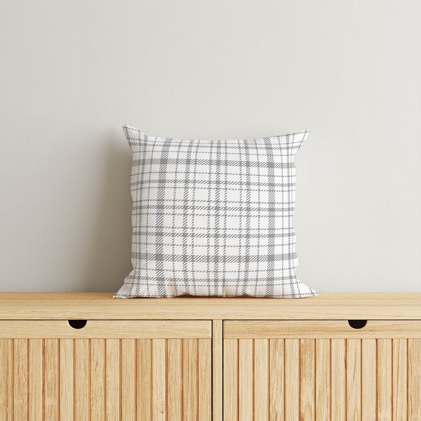 Liz Plaid Throw Pillow