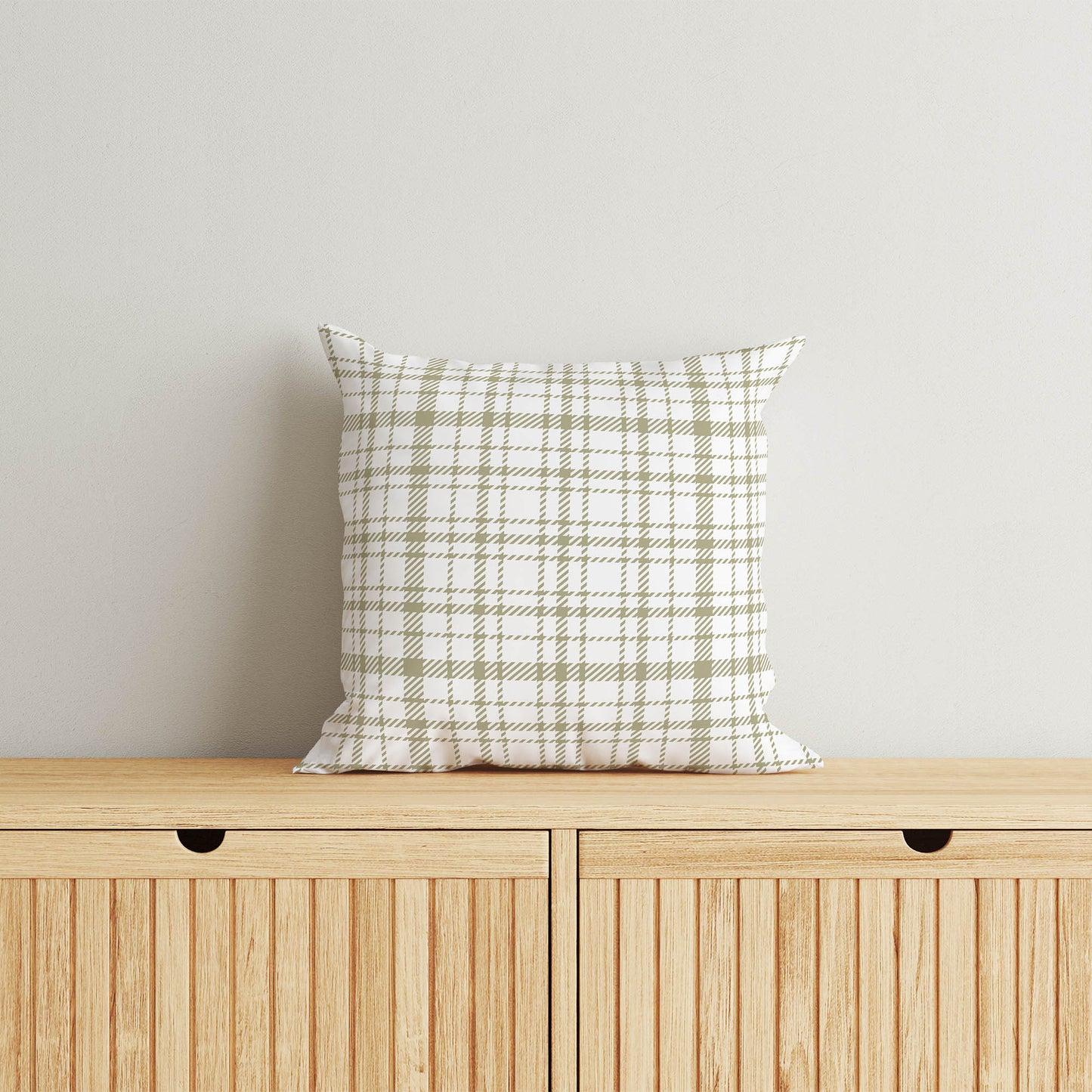 Liz Plaid Throw Pillow
