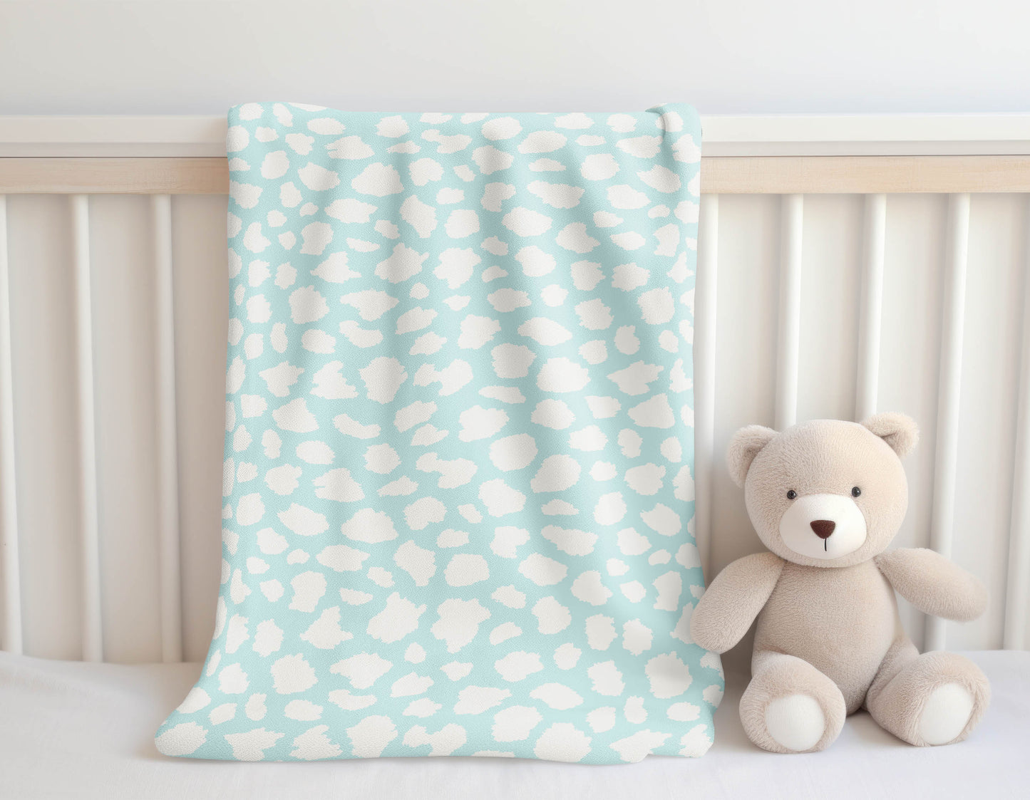 Animal Spot Velveteen Fleece Blanket
