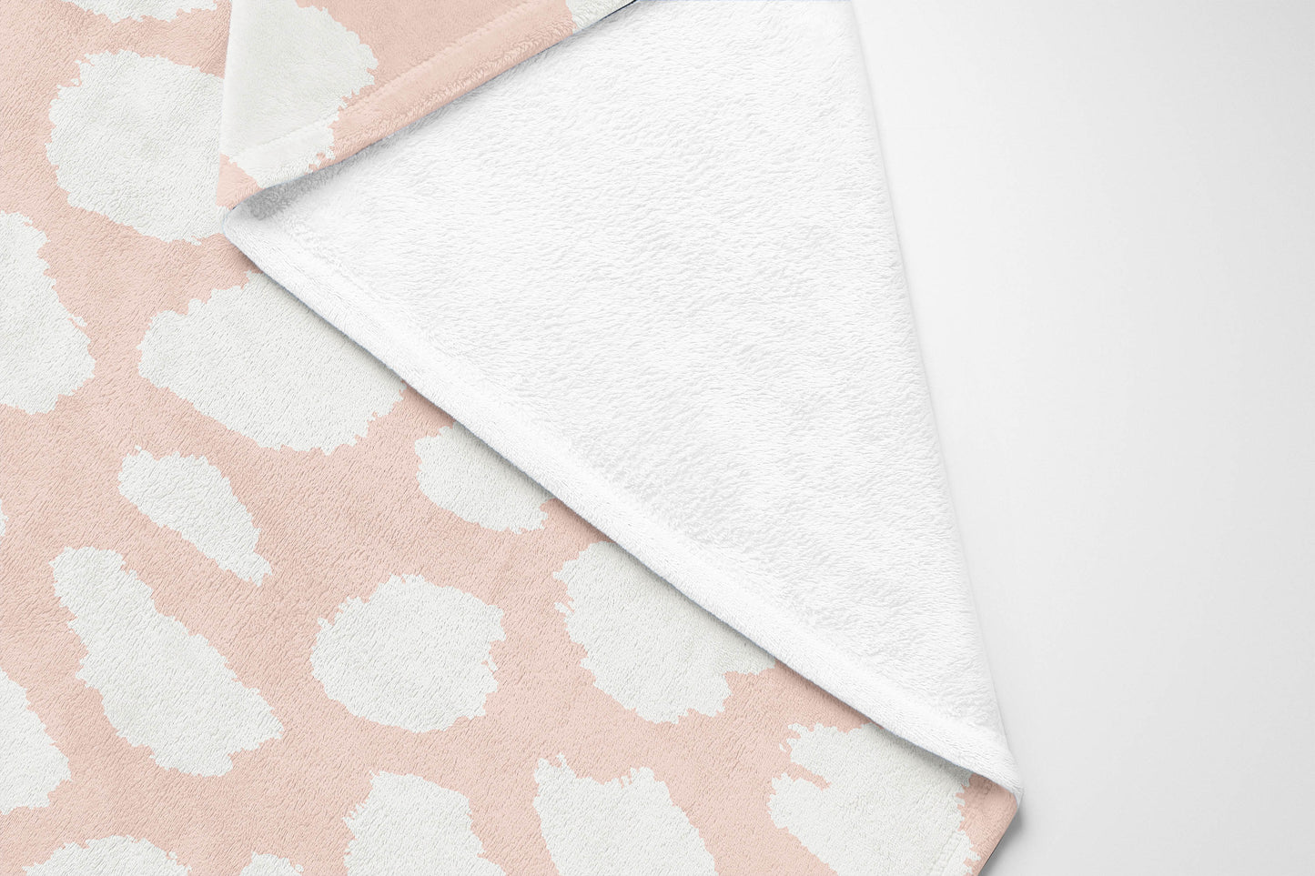 Animal Spot Velveteen Fleece Blanket