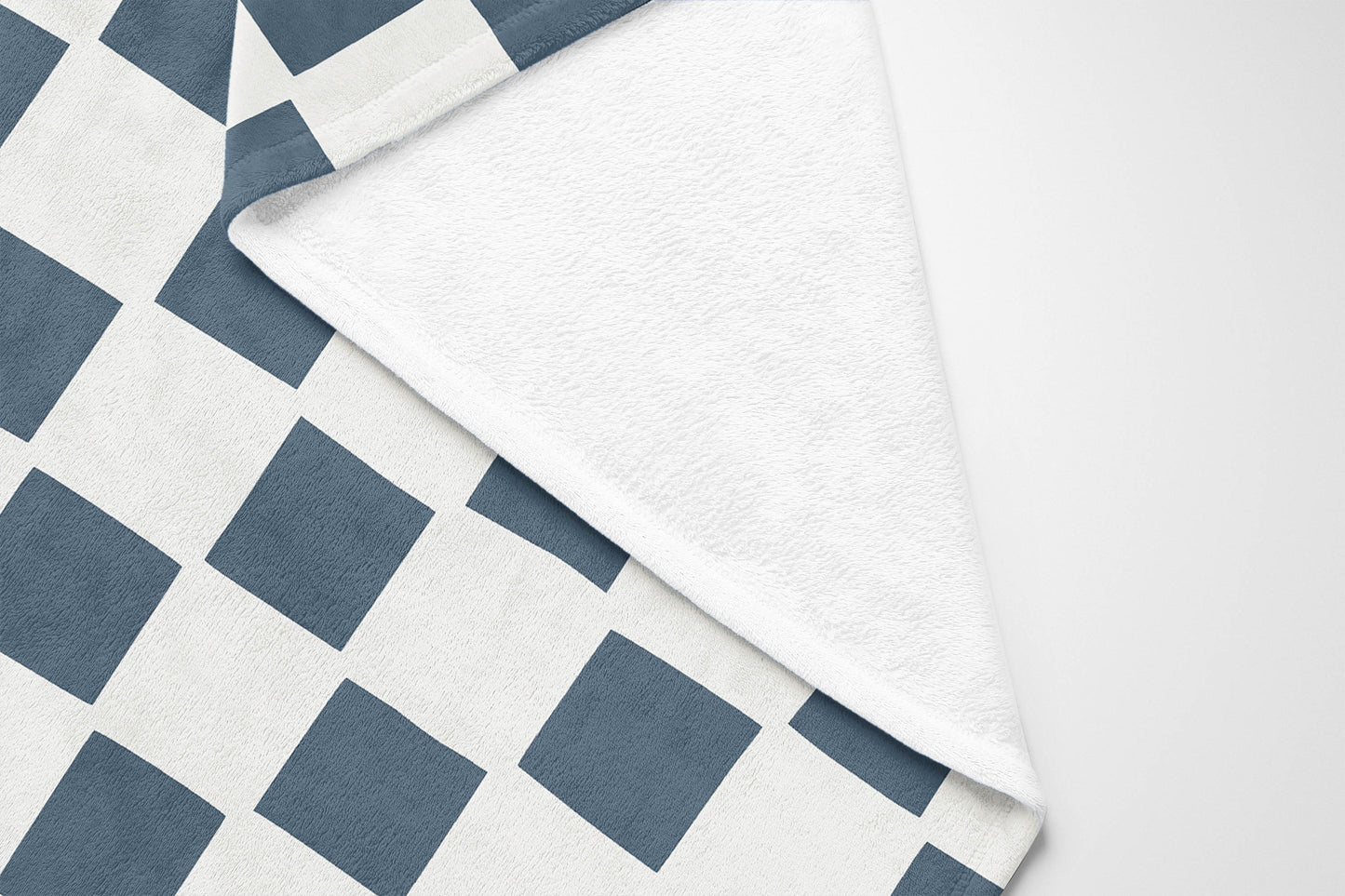 Checkered Velveteen Fleece Blanket