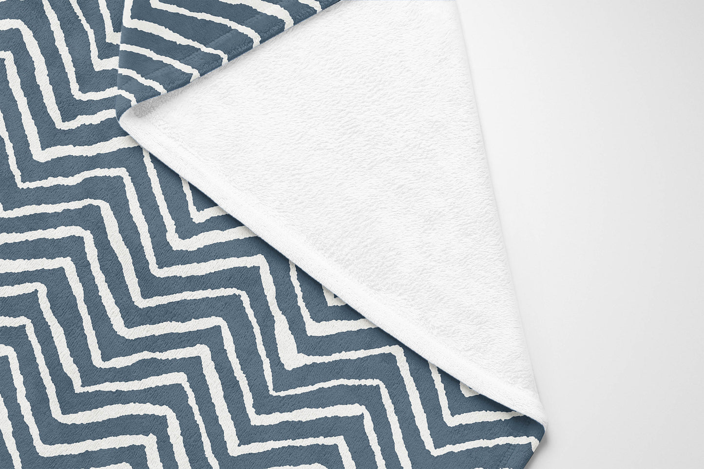 Chevron Snug Velveteen Fleece Blanket