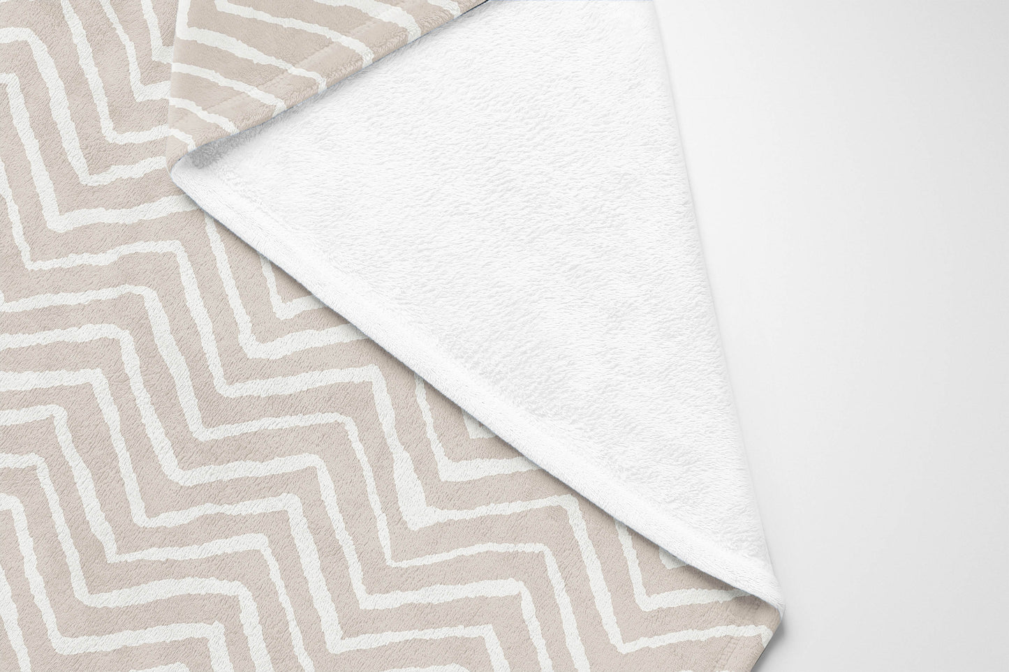 Chevron Snug Velveteen Fleece Blanket