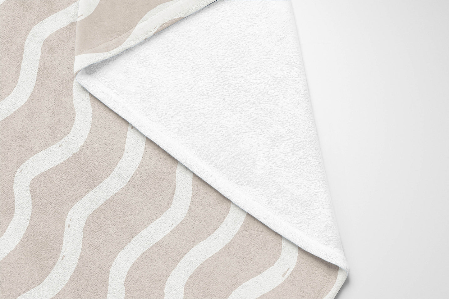 Wiggle Row Velveteen Fleece Blanket