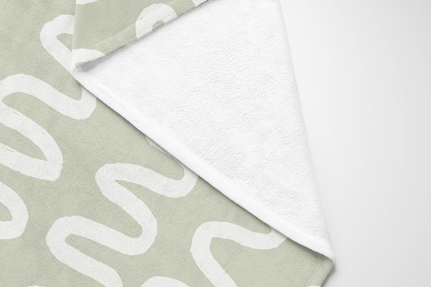 Wiggle Stripe Velveteen Fleece Blanket