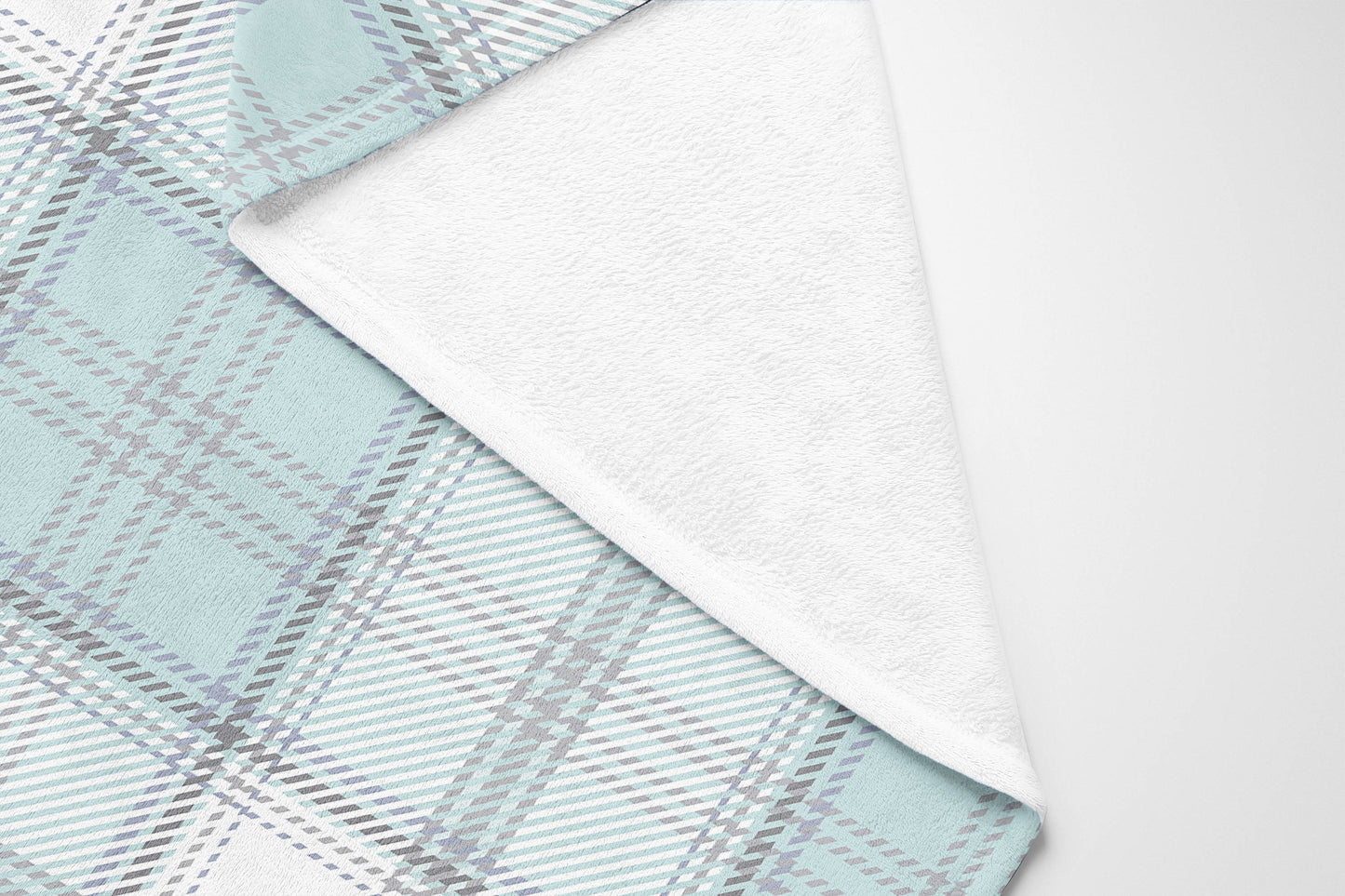 Bully Plaid Velveteen Fleece Blanket
