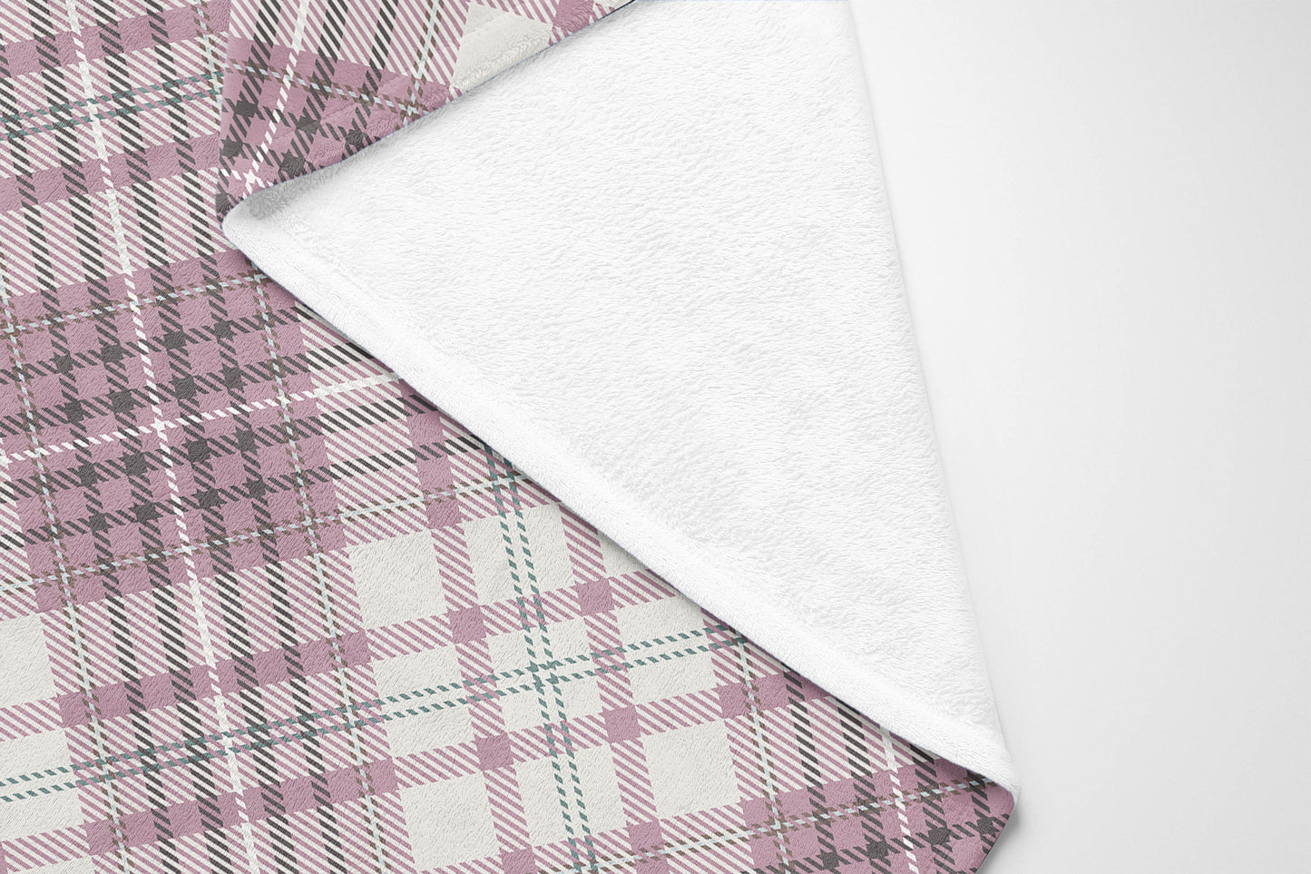 Chinny Tartan Velveteen Fleece Blanket