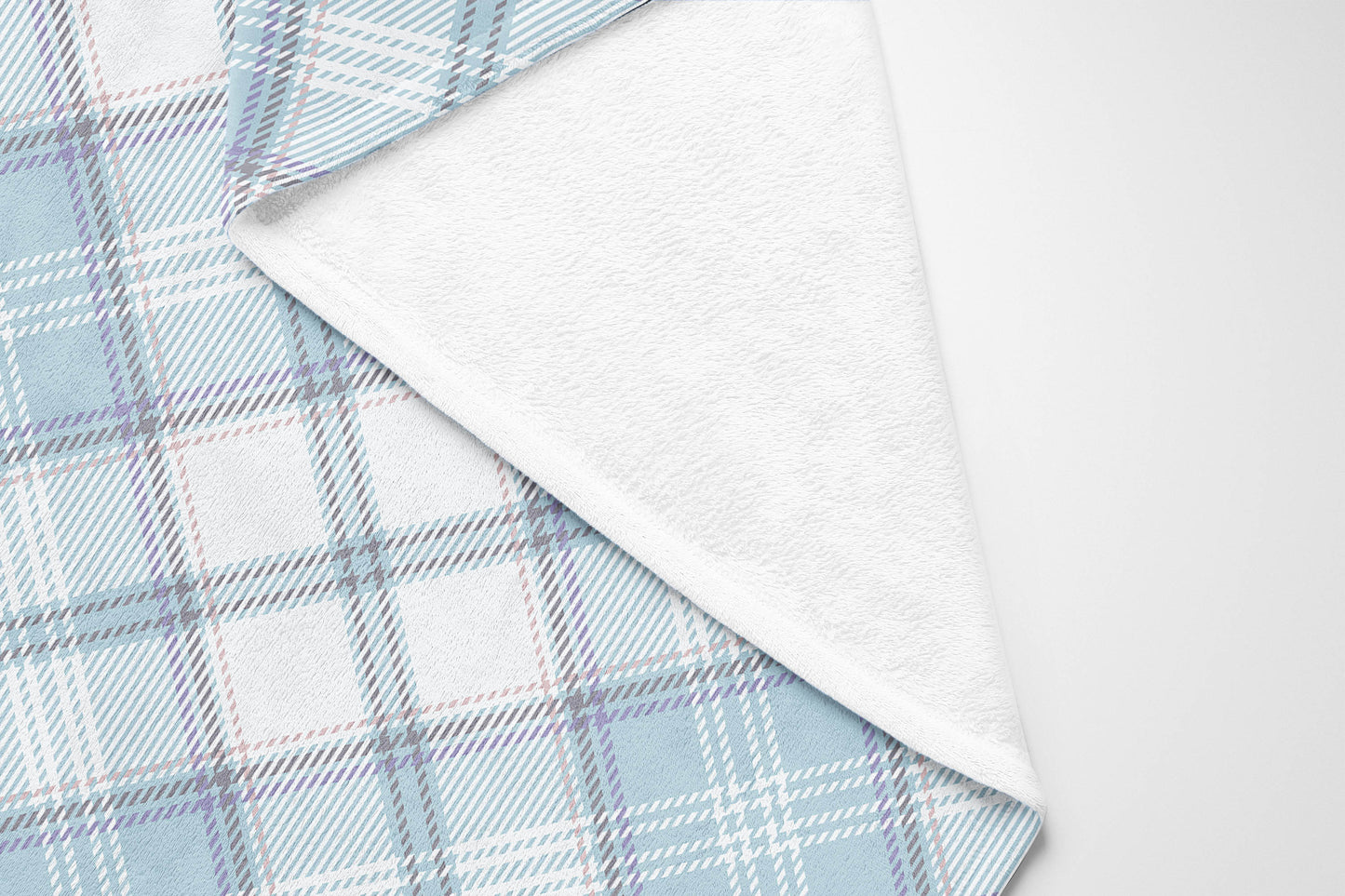 Diamond Plaid Velveteen Fleece Blanket