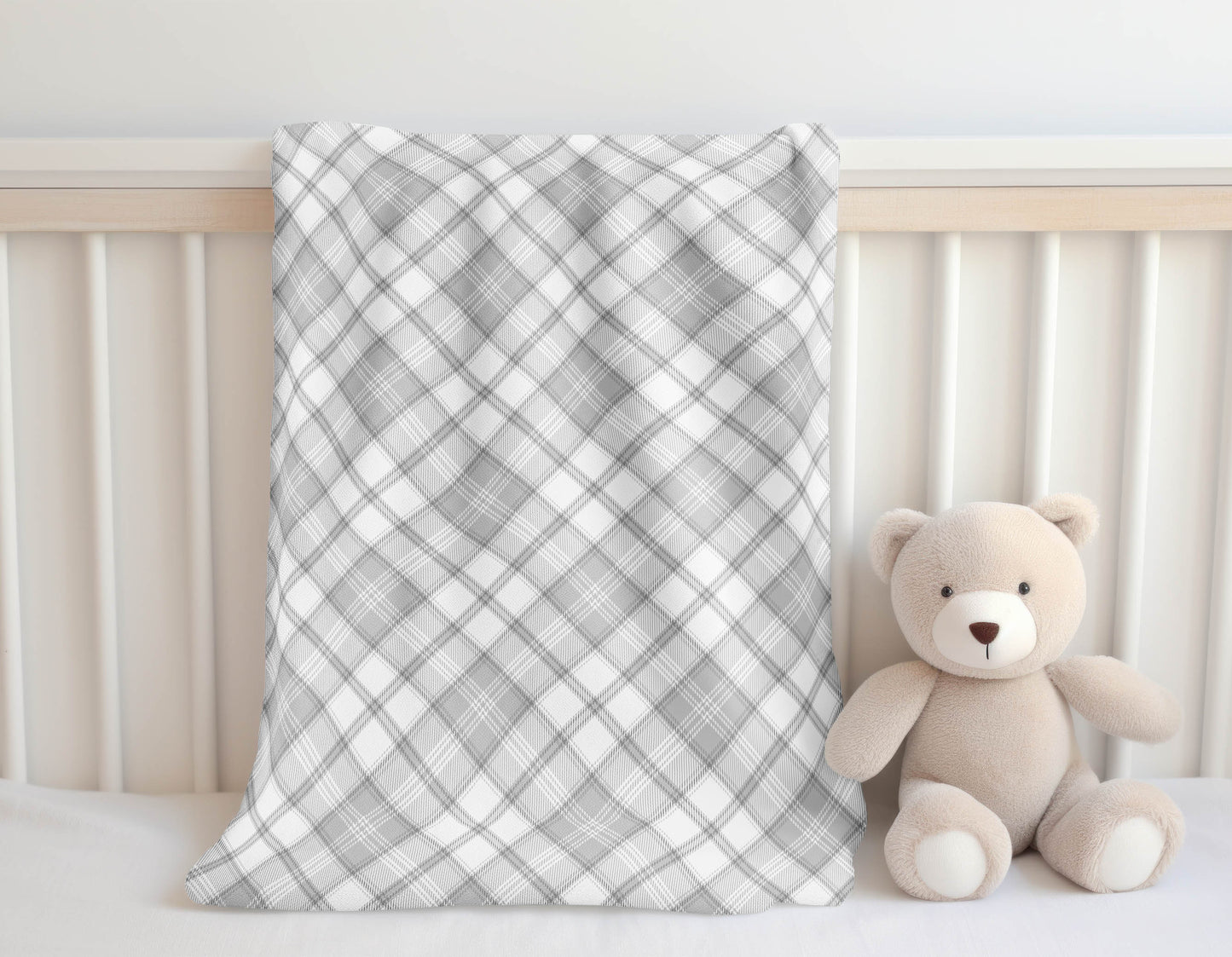 Diamond Plaid Velveteen Fleece Blanket