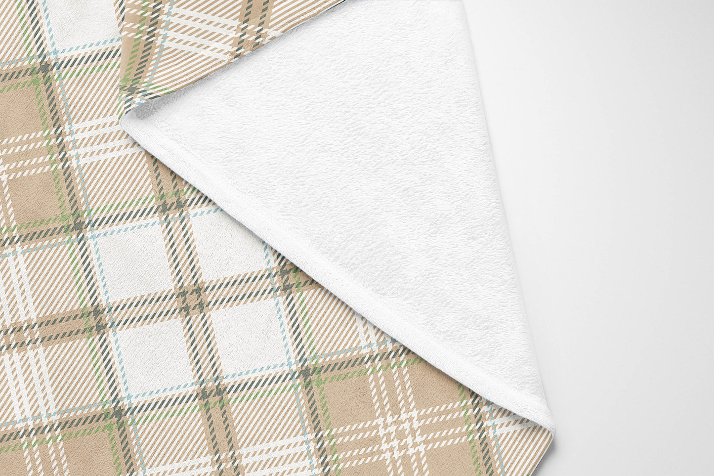 Diamond Plaid Velveteen Fleece Blanket