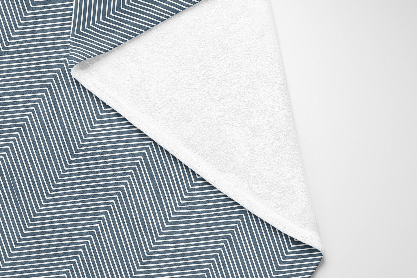 Chevy Thin Velveteen Fleece Blanket