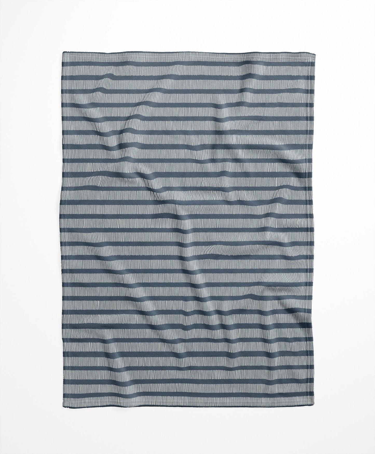 Comb Row Velveteen Fleece Blanket