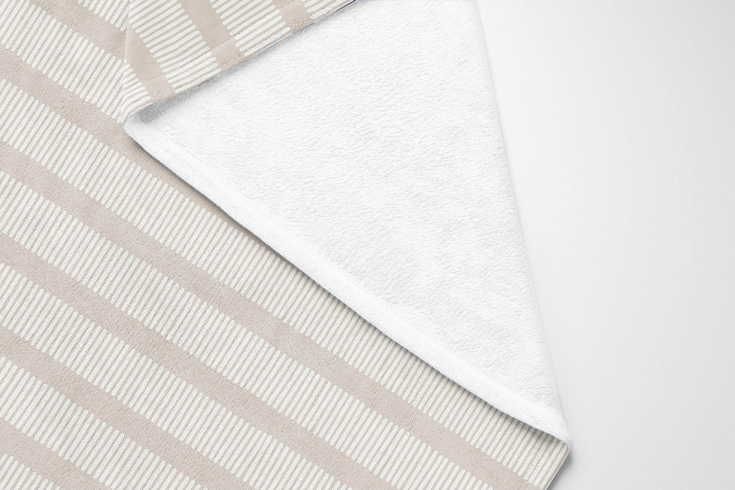 Comb Row Velveteen Fleece Blanket