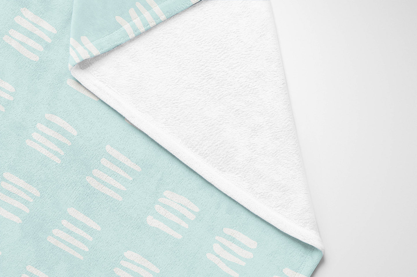 Dash Velveteen Fleece Blanket