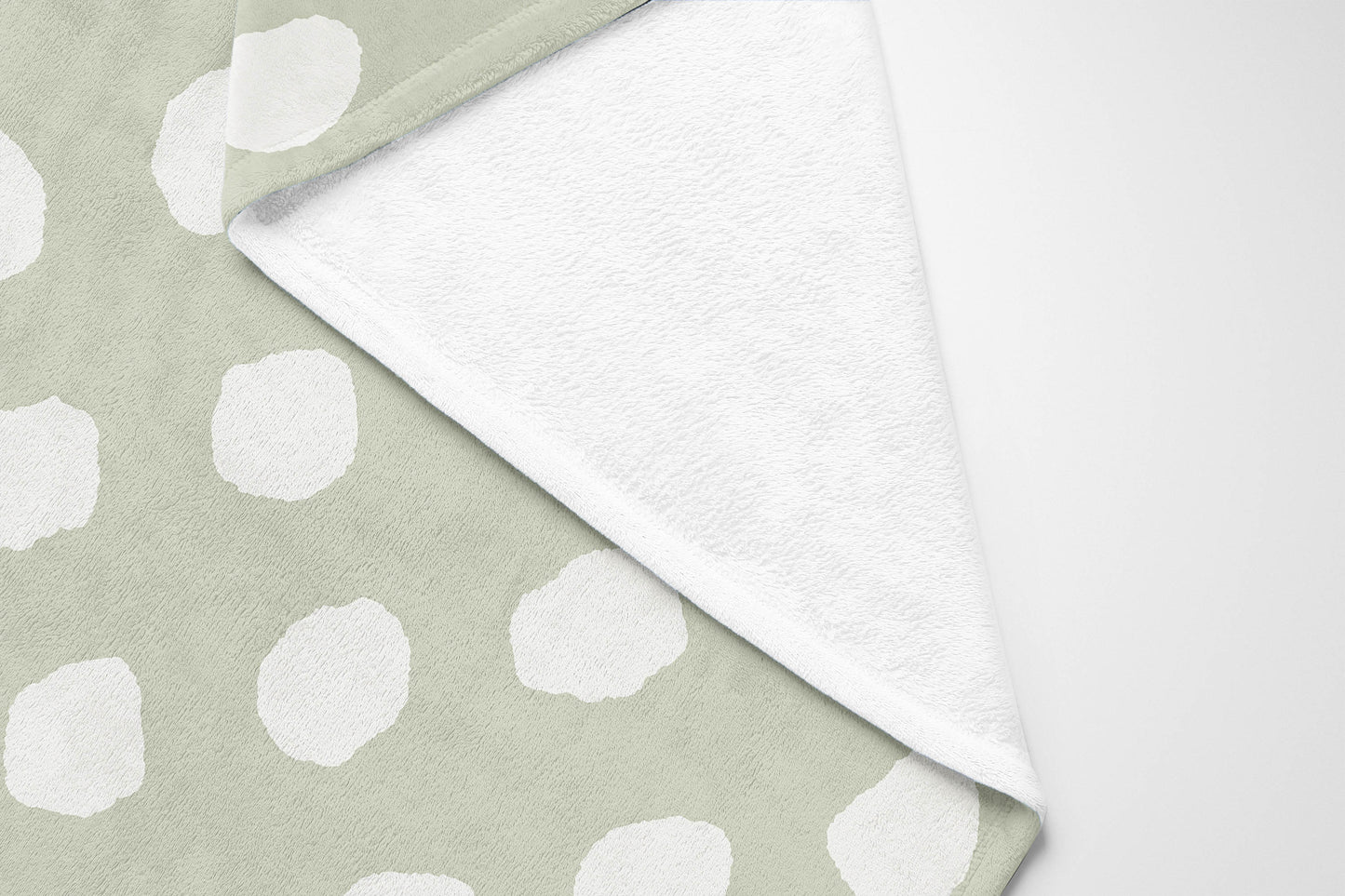 Large Dot Velveteen Fleece Blanket
