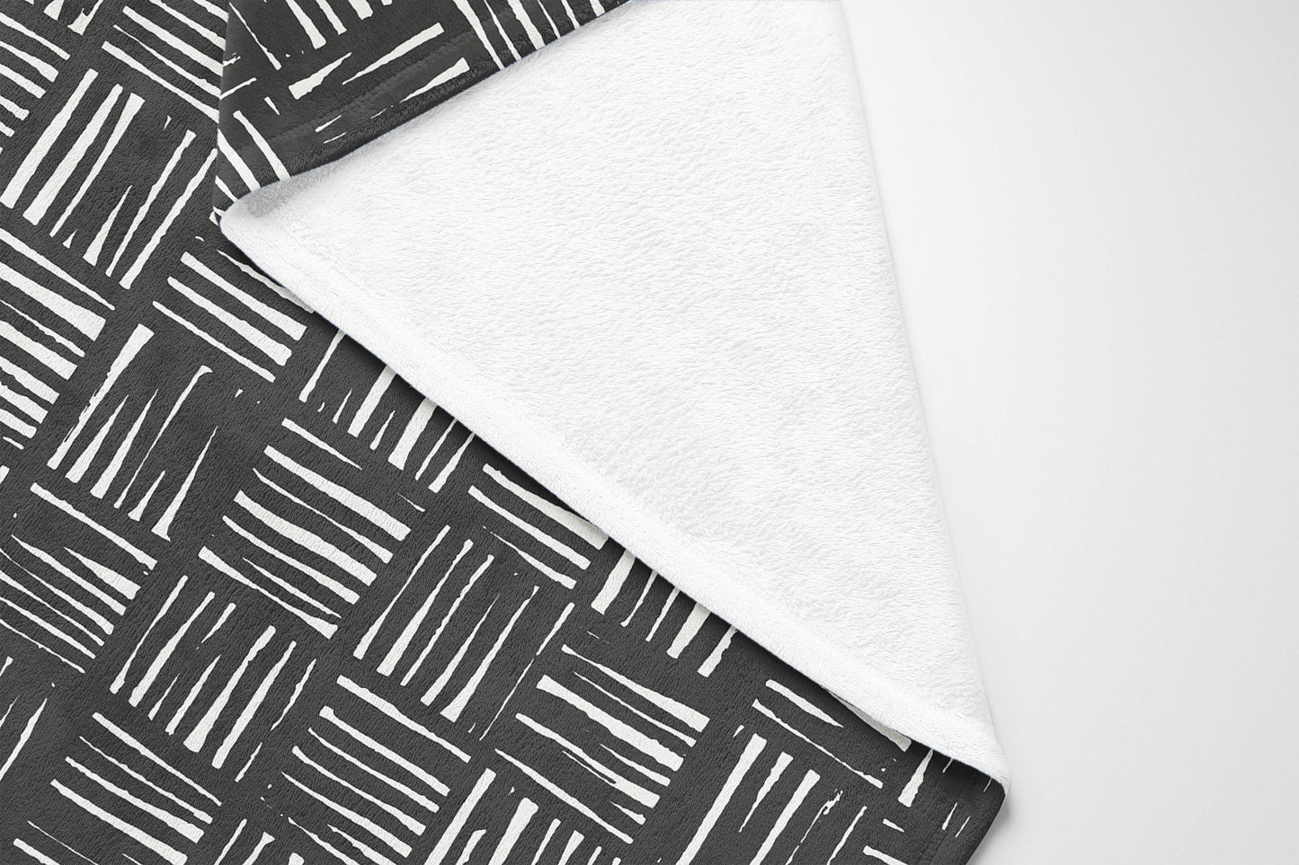 Lash Locked Velveteen Fleece Blanket