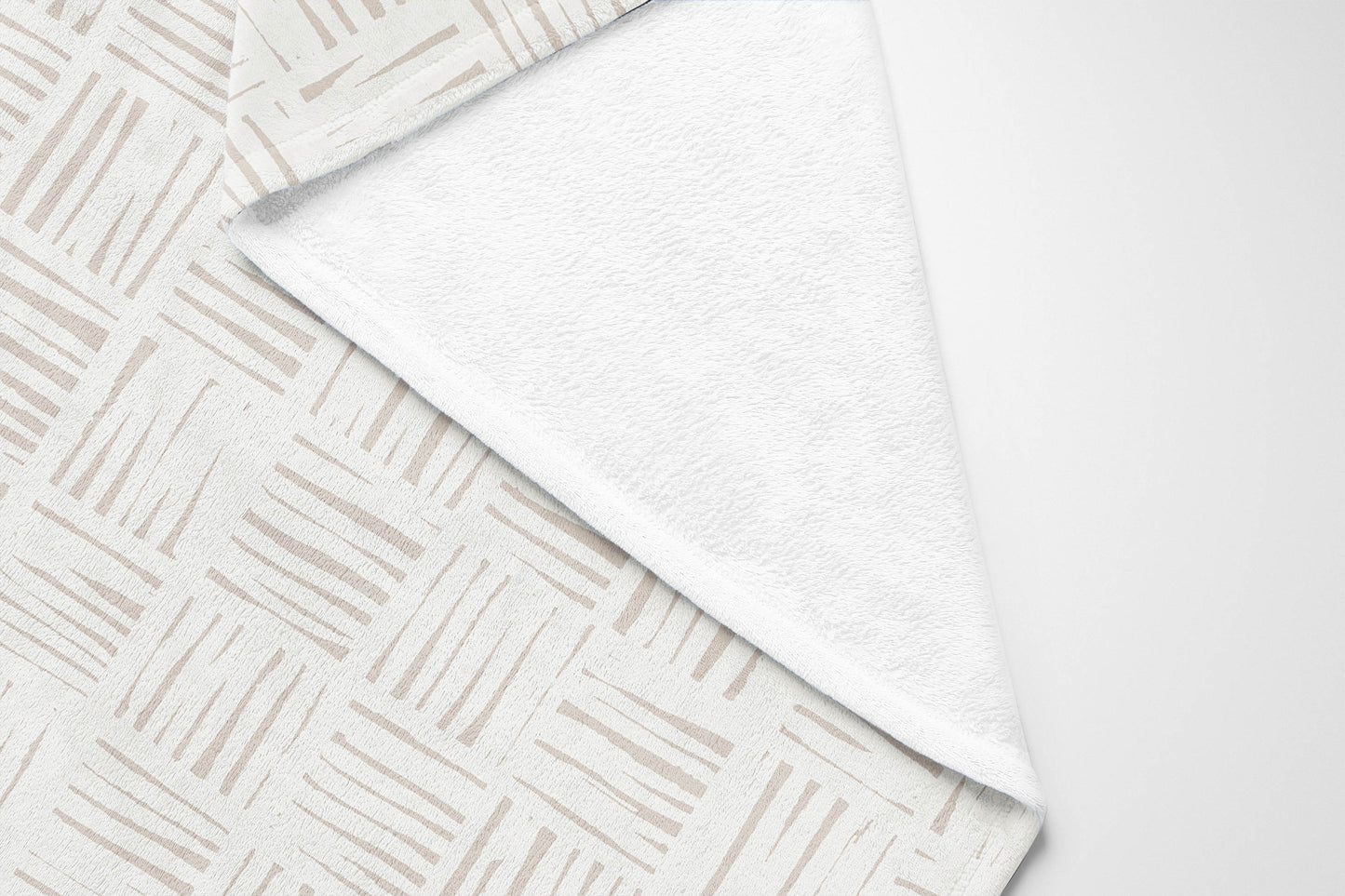 Lash Locked Velveteen Fleece Blanket