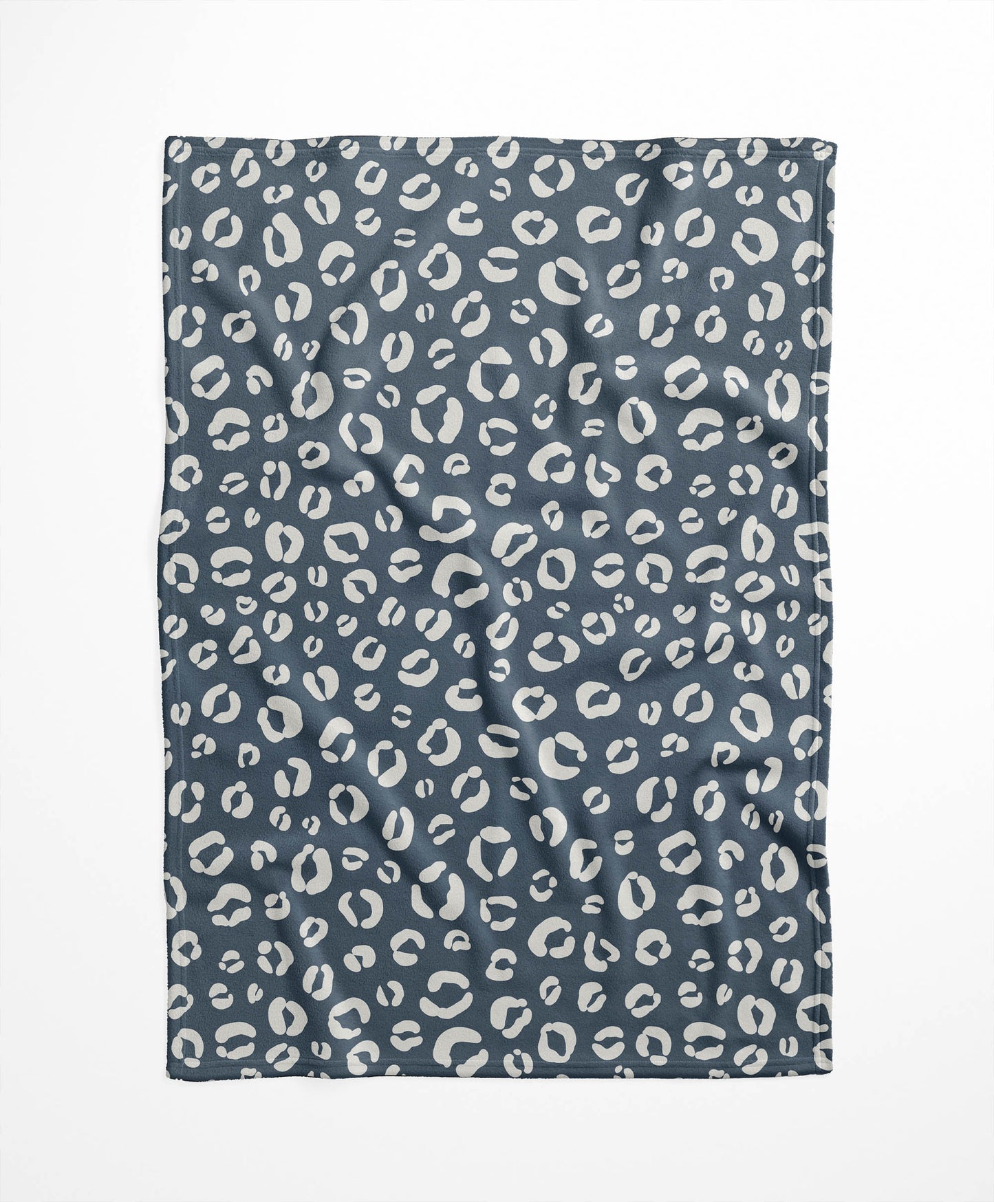 Leopard Play Velveteen Fleece Blanket