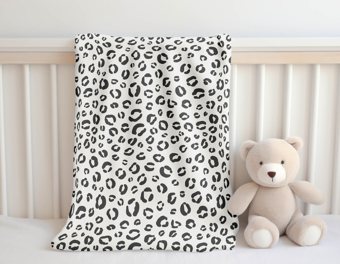 Leopard Play Velveteen Fleece Blanket