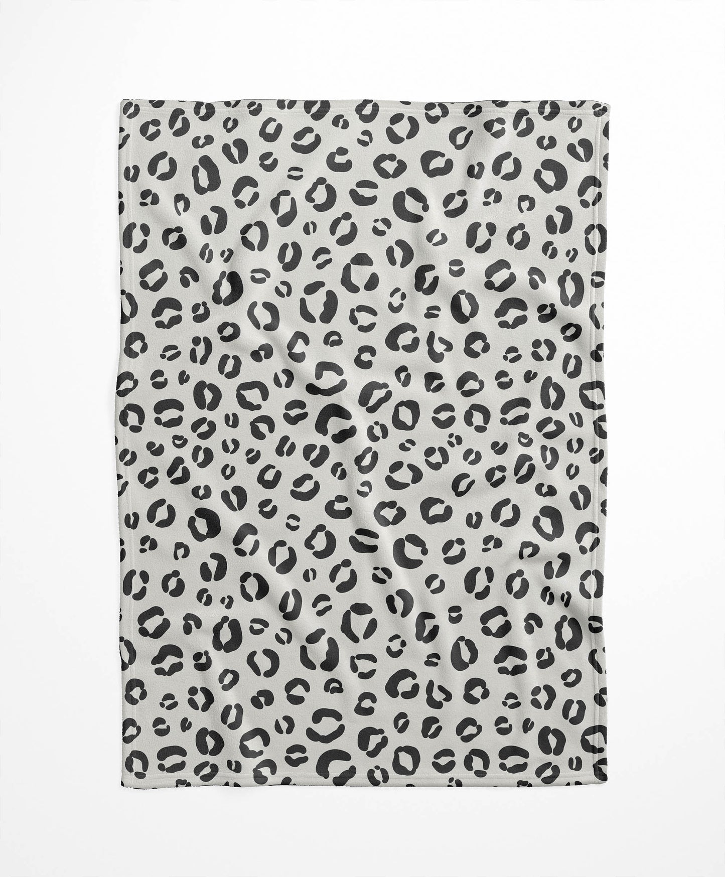 Leopard Play Velveteen Fleece Blanket