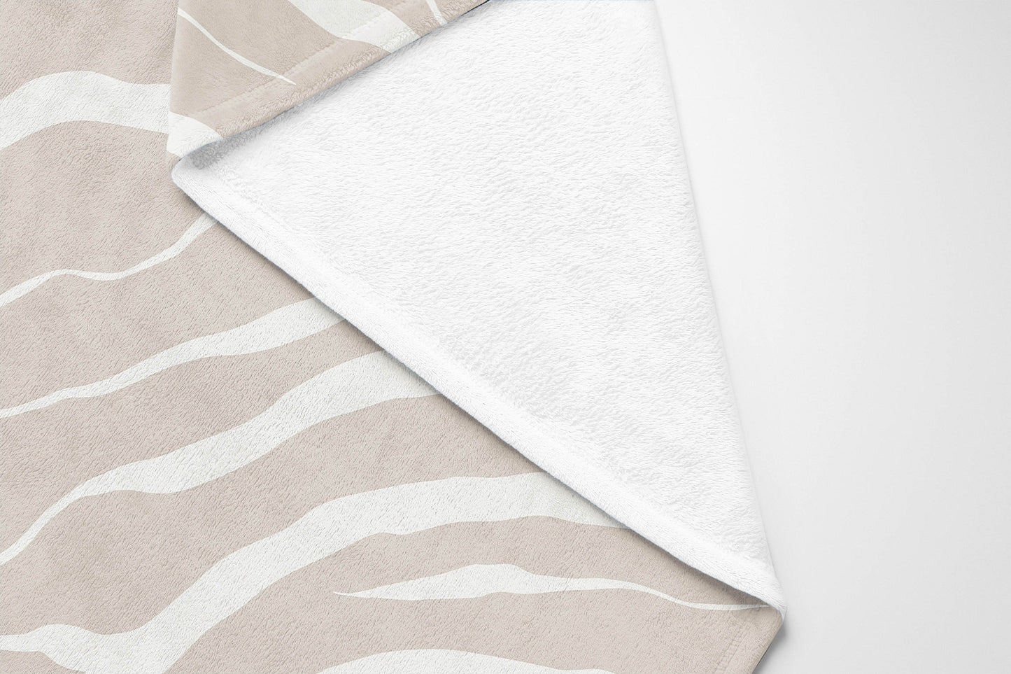 Lush Cracks Velveteen Fleece Blanket