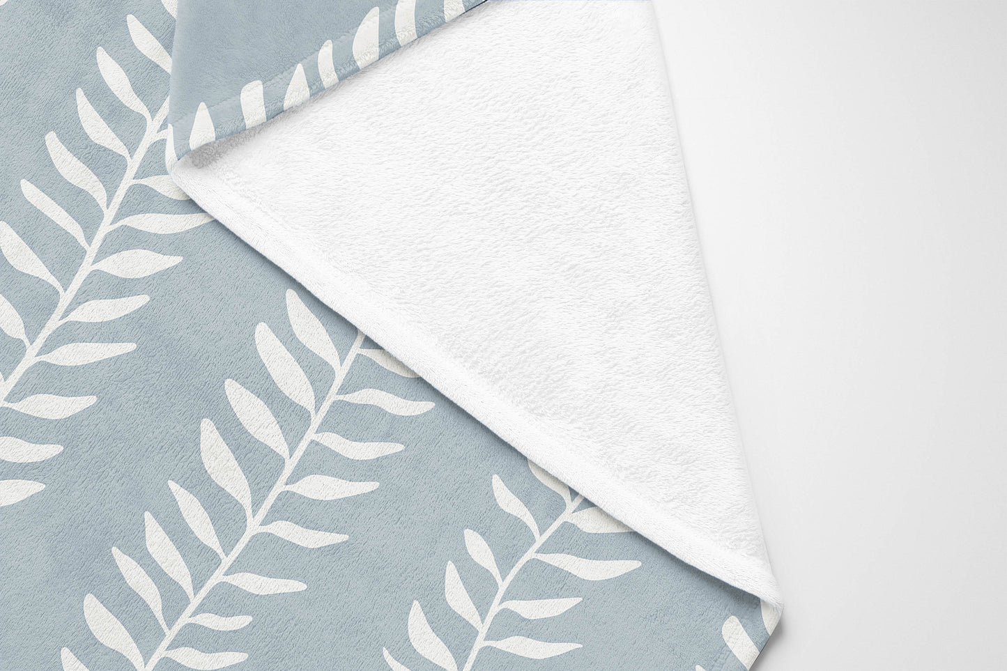 Mystic Ivy Velveteen Fleece Blanket