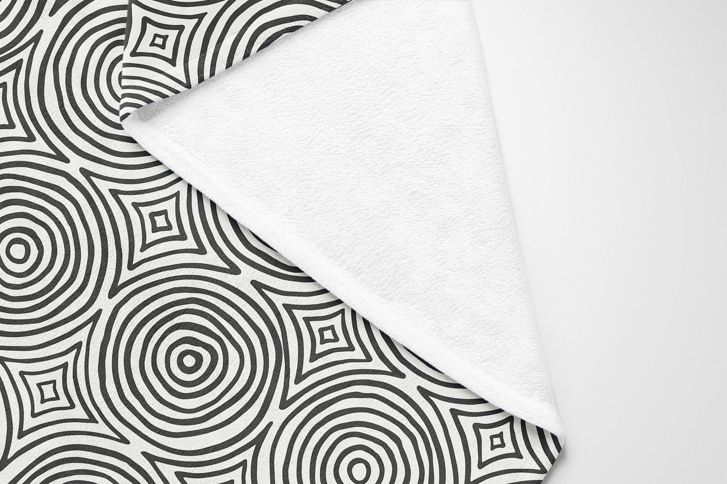 Rolling Circles Velveteen Fleece Blanket