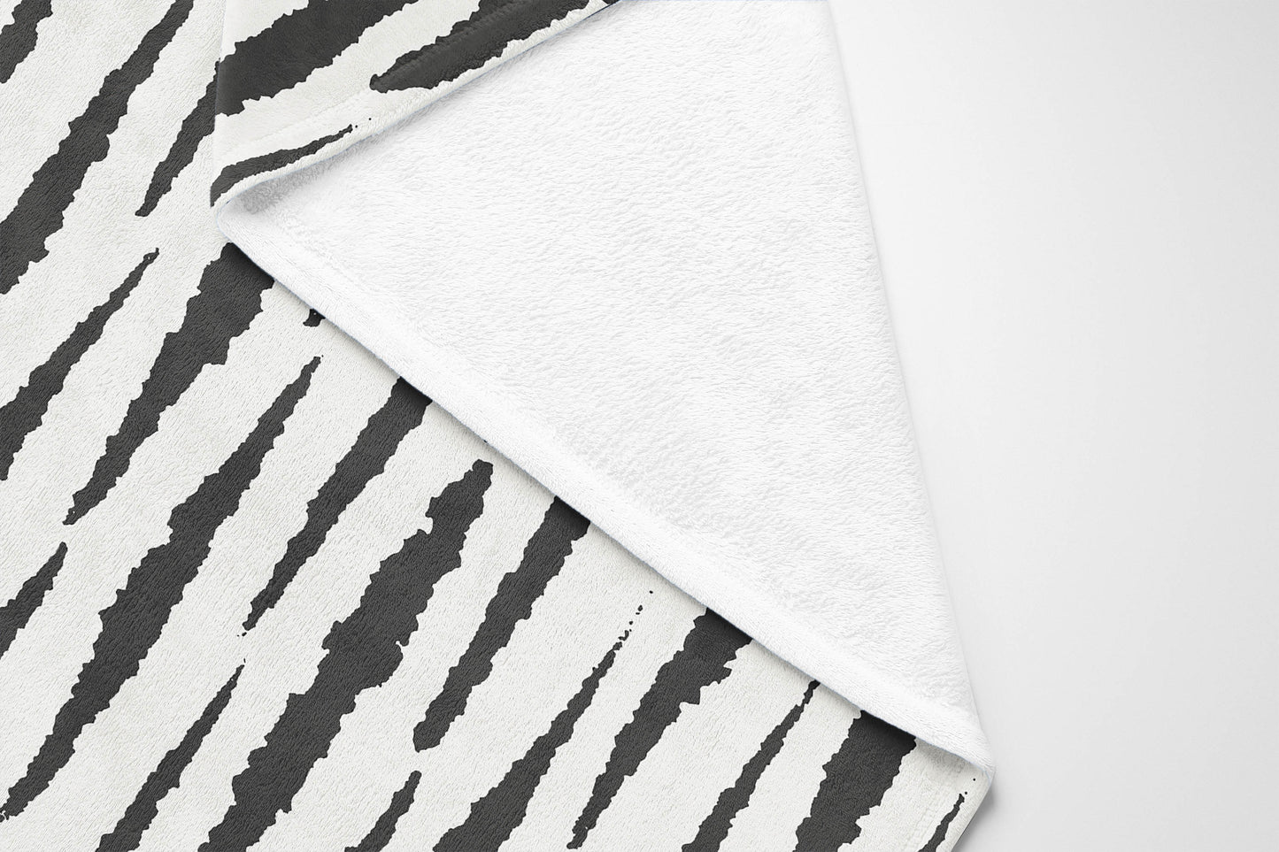 Scar Play Velveteen Fleece Blanket
